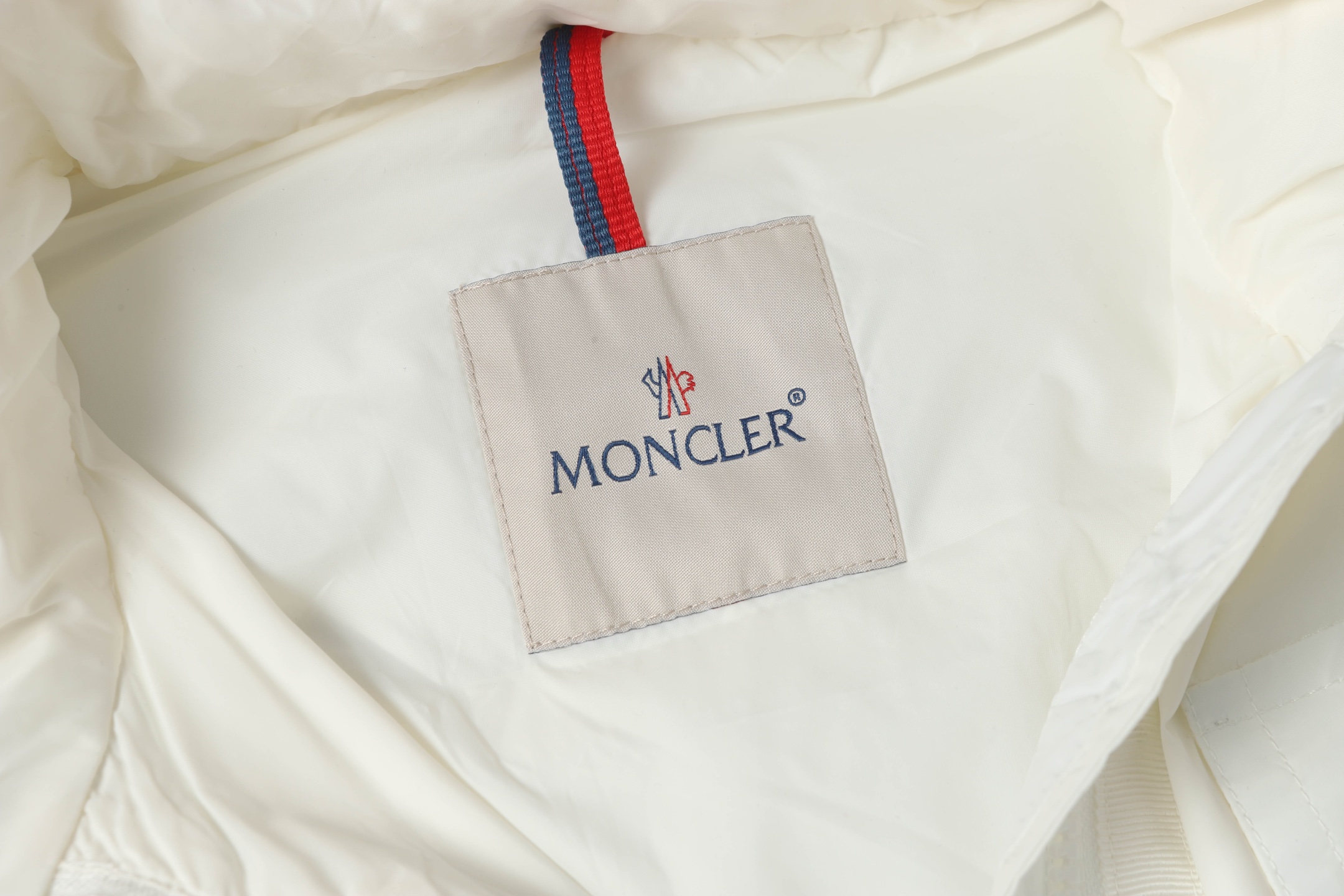 Moncler Summer Sunscreen Jacket: Airproof, UV-resistant, Trendy Design, High-end Version - 图片 3
