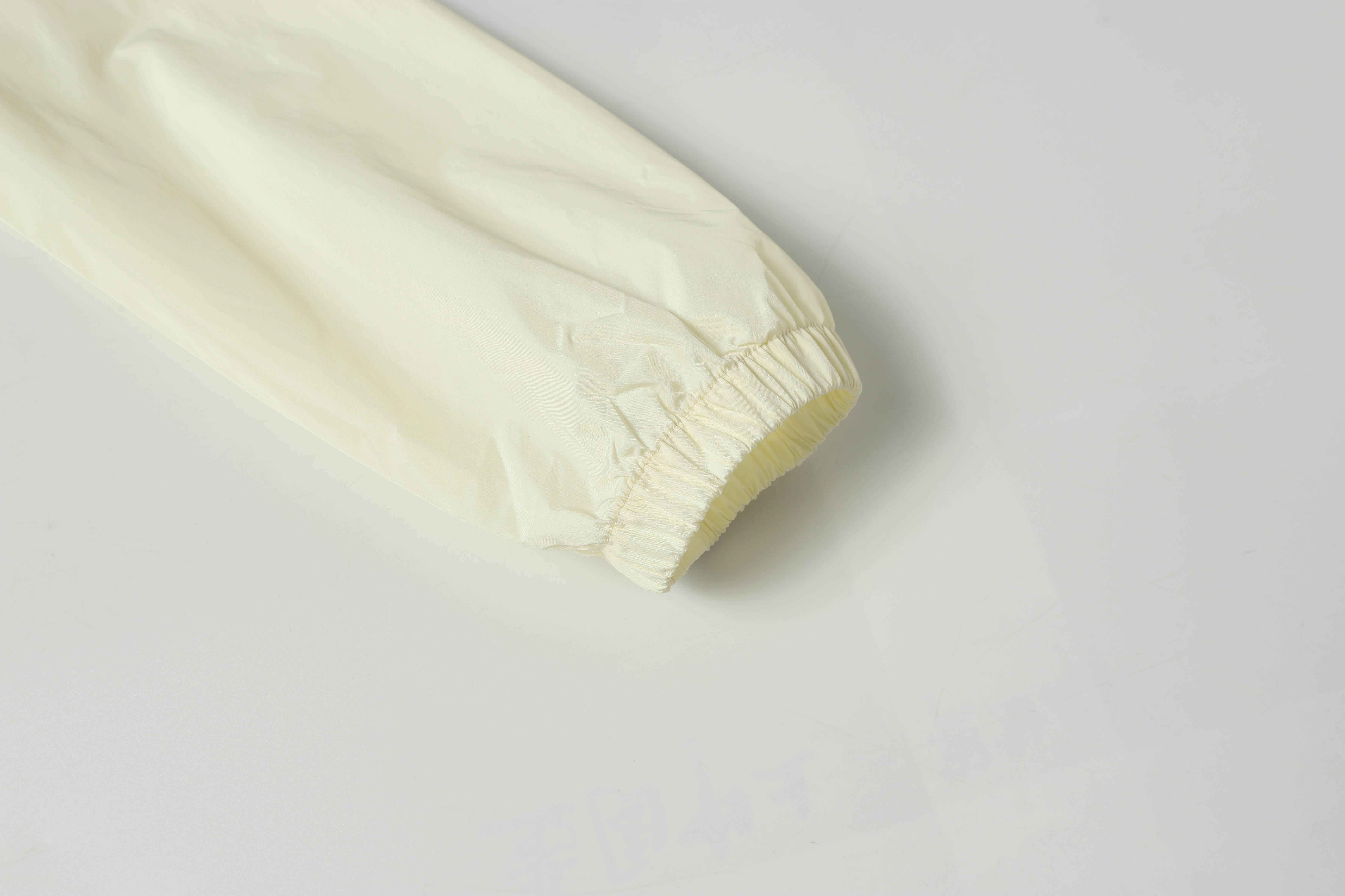 Moncler Women’s Hat, Sunscreen Jacket, and Short Jacket – Hot Assembly Elements for Weather - 图片 7