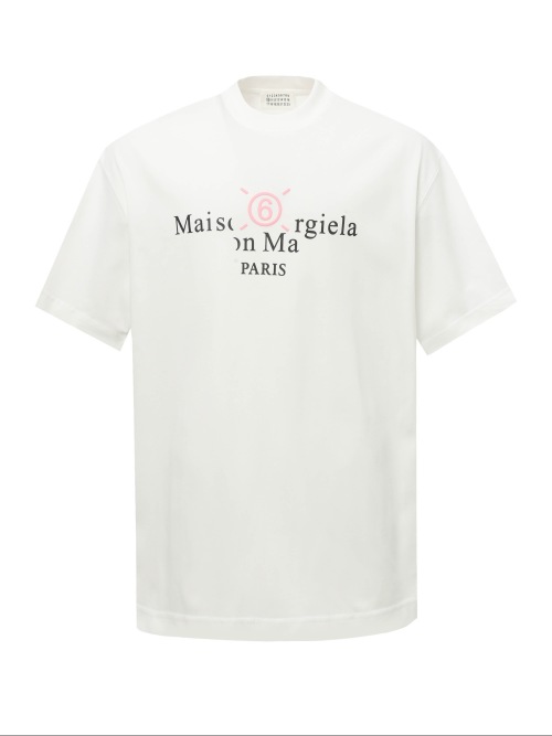 טי שירט Maison Margiela עם הדפס לוגו ושרוולים קצרים לנשים ולגברים 1 טי שירט Maison Margiela עם הדפס לוגו ושרוולים קצרים לנשים ולגברים