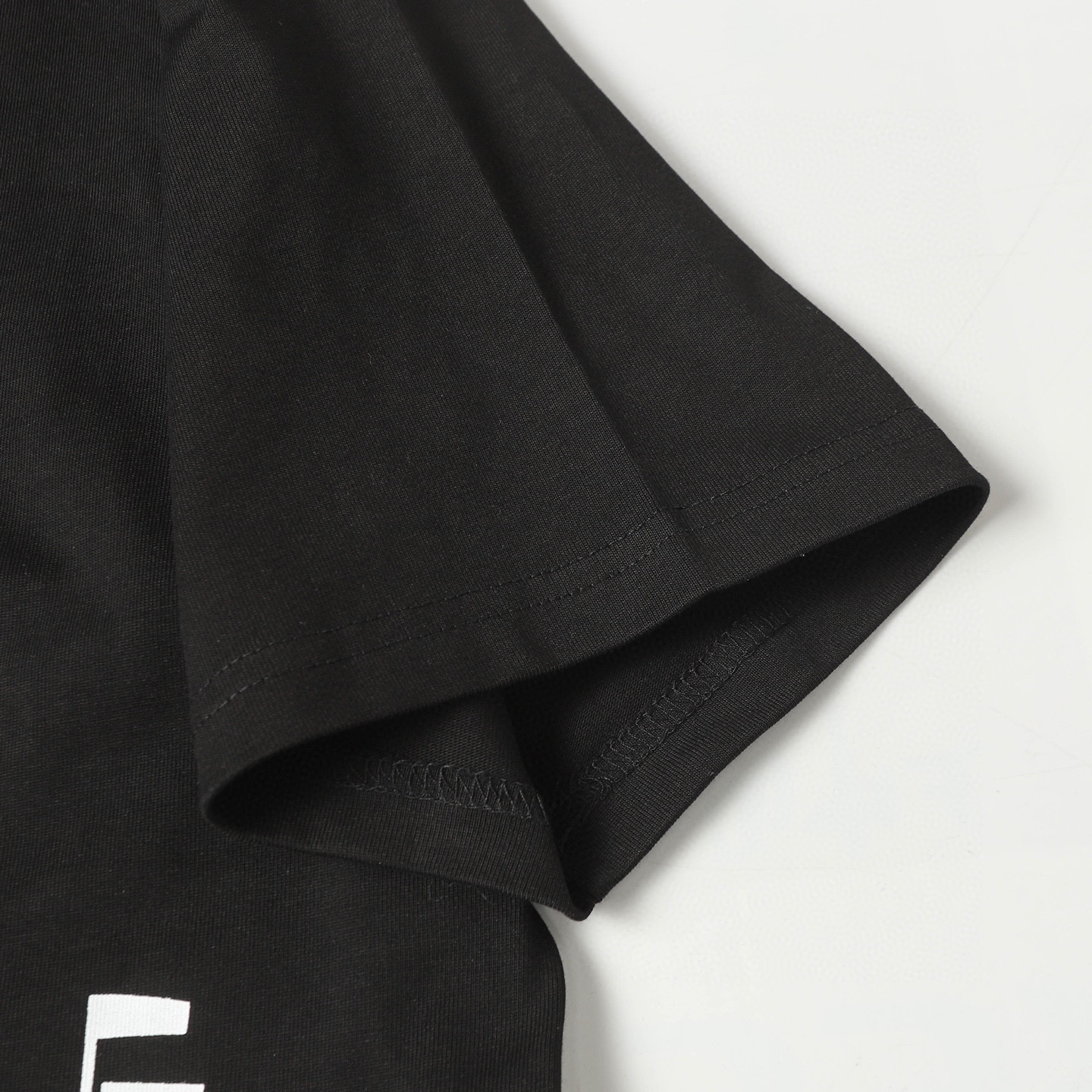 Balenciaga Camiseta de Manga Corta con Logo Estampado - Diseño Clásico 10 i1750001969586 5103 0 8