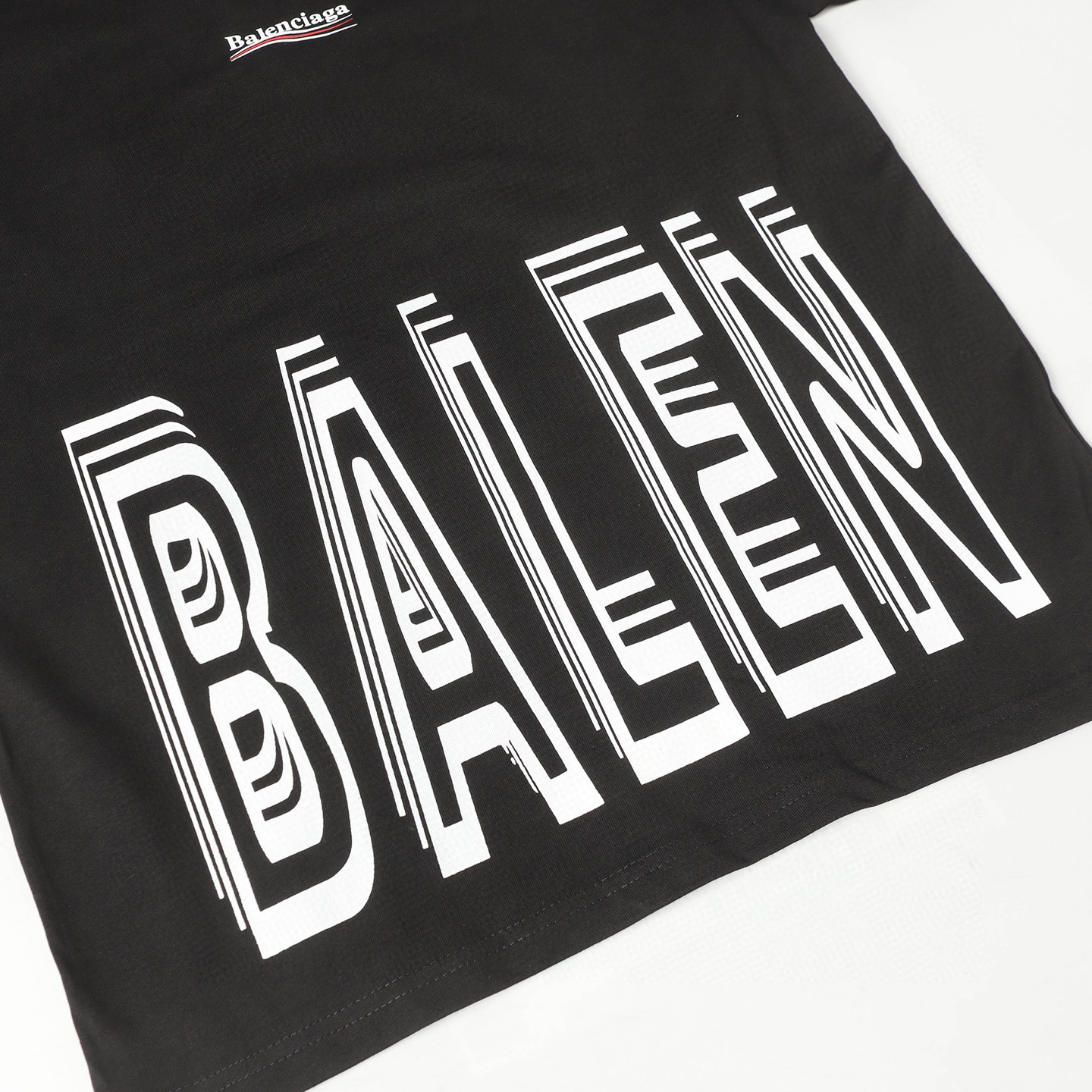 Balenciaga Camiseta de Manga Corta con Logo Estampado - Diseño Clásico 8 i1750001970736 8560 0 6