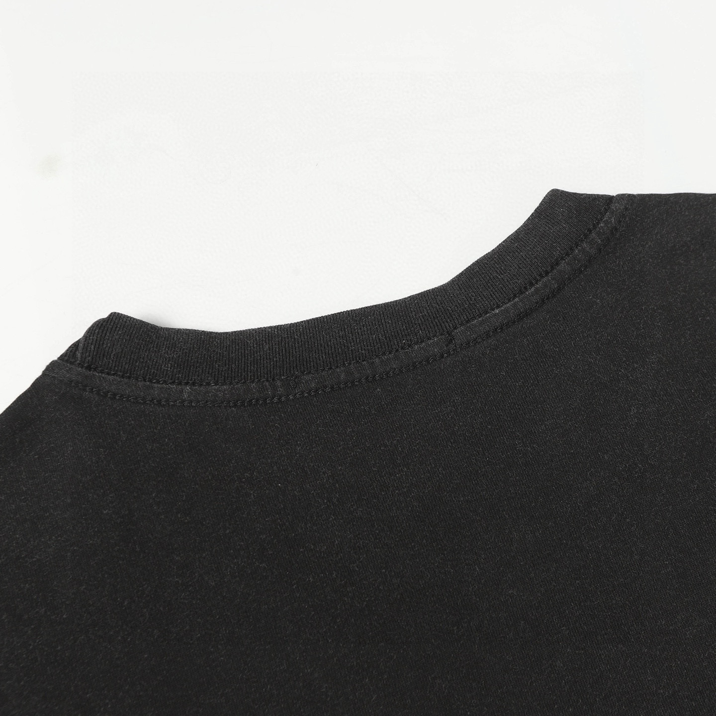 Maison Margiela Camiseta de algodón con estampado numérico '6' lavado en negro 11 i1750002422767 6107 0 9