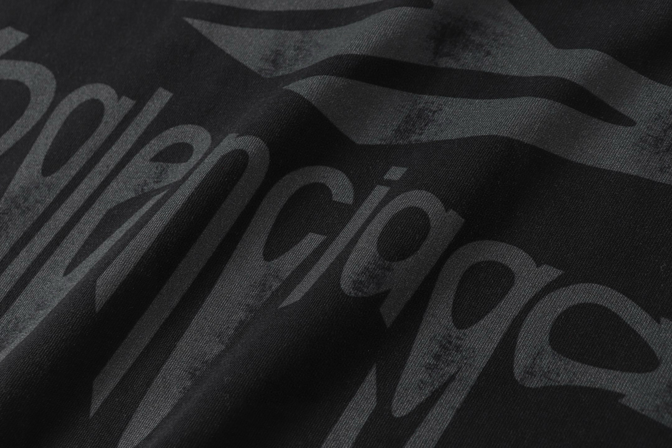 Balenciaga Camiseta de Manga Corta con Estampado de Logotipo Fundido para Hombre 6 i1750330142852 3556 0 4