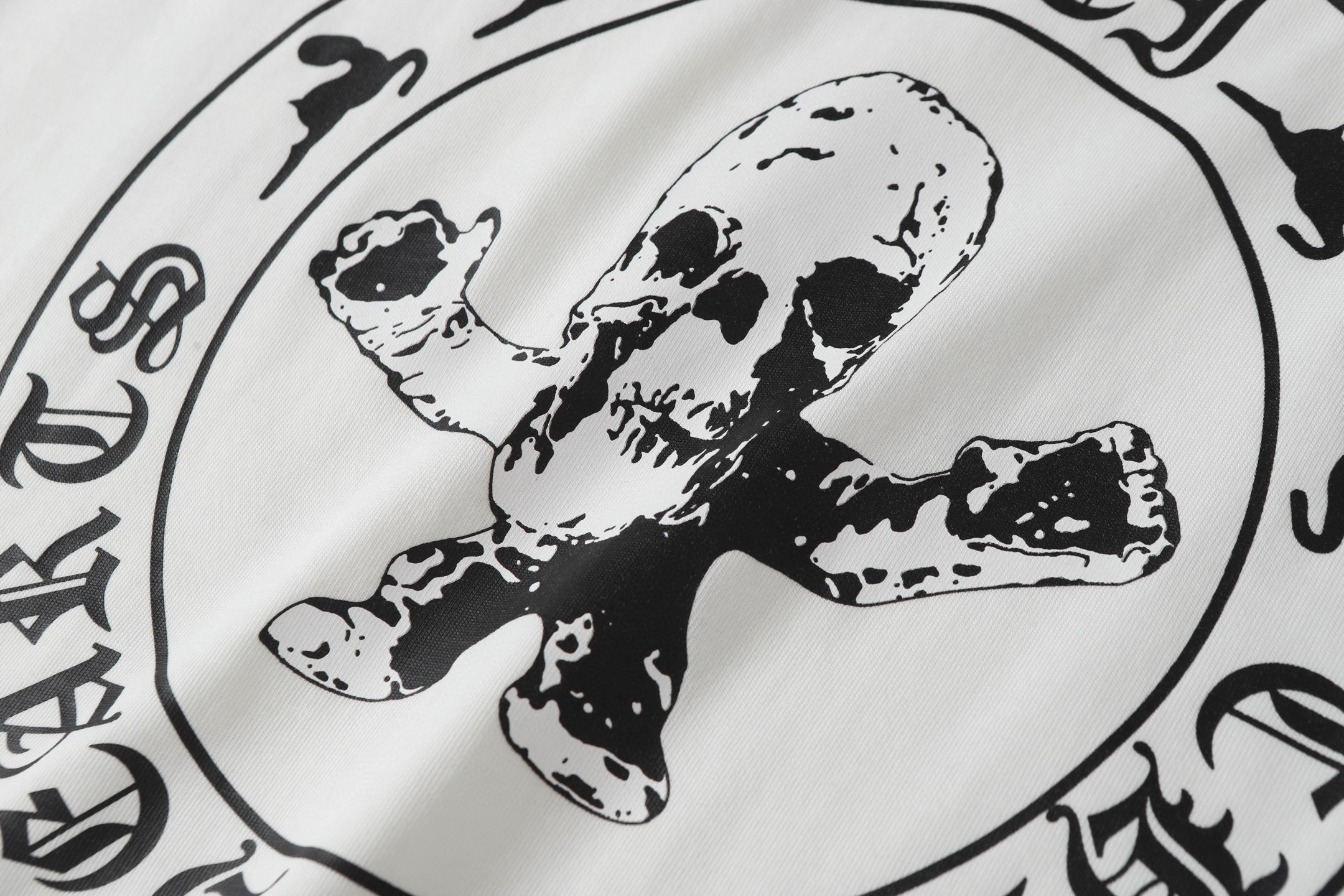 Chrome Hearts Camiseta de Manga Corta con Estampado de Monstruo 11 i1750331973180 7061 0 9