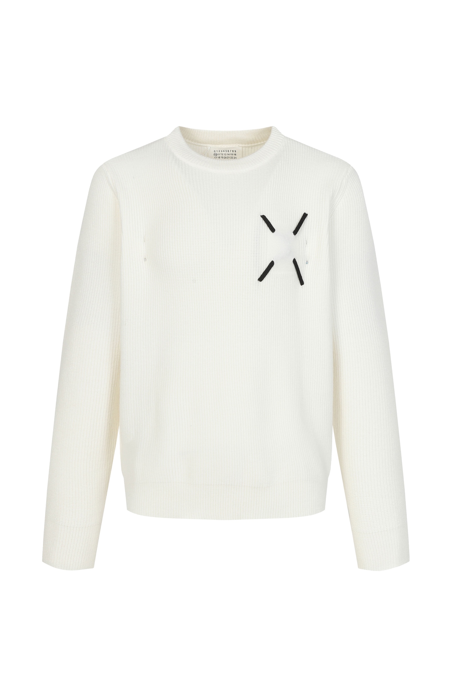 NO:595409,Mm6/Margiela four-corner logo round neck sweater. The special washing process is very soft and skin-friendly. It is a 3-needle knitting process. The upper body is skin-friendly and versatile. It can be worn in front of others. It is a strong autumn and winter item. Same style for men and women. Color black warm white. Size S M L, masion margiela, masion margiela, sweaters, alexander wang19860909Mm6/马吉拉四角标识圆领毛衣 特殊水洗工艺非常酥软亲肤,正3针针织工艺.上身亲肤百搭,穿在人前,实力种草的一款秋冬单品.男女同款 颜色黑色 暖白 尺码S M L,,masion margiela,masion margiela,sweaters,alexander wang,Men's clothing