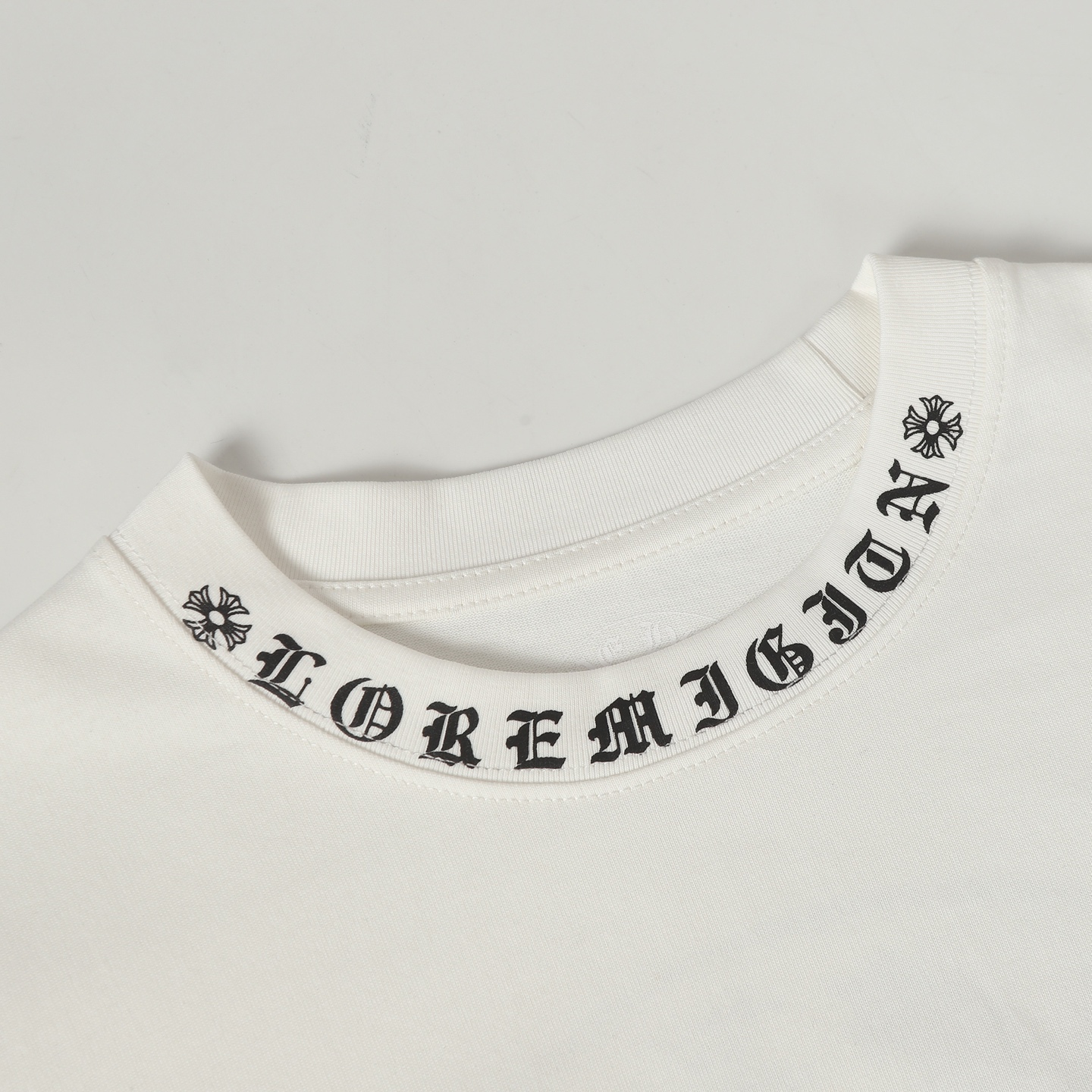 Chrome Hearts Come hearts/克罗心马蹄梵文印花长袖