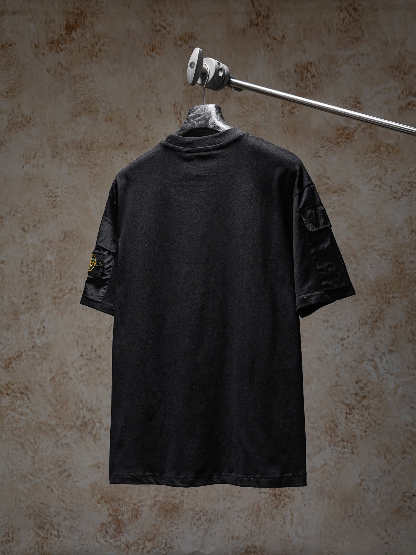 Stone Island Stone island 石头岛袖口口袋贴牌圆领落肩短袖T恤