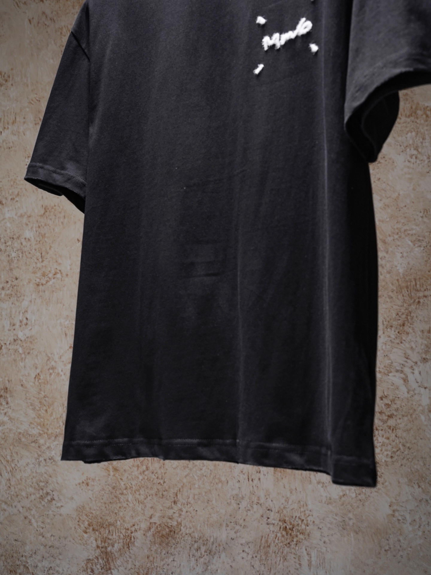 Maison Margiela MAISON MARGIELA马吉拉MM6 刺绣磨破短袖T恤