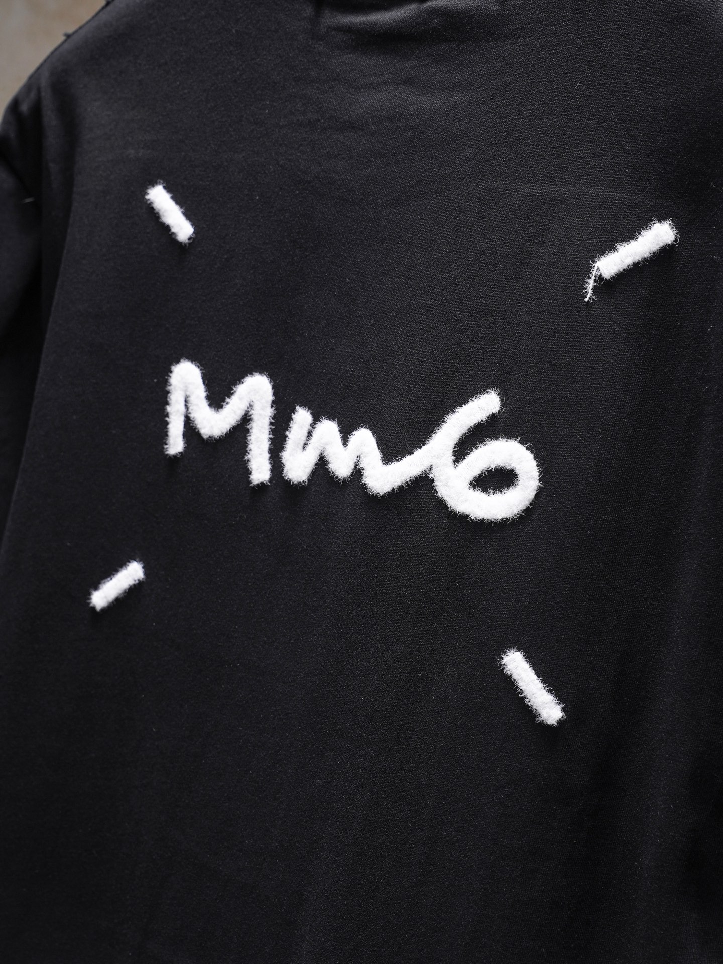 Maison Margiela MAISON MARGIELA马吉拉MM6 刺绣磨破短袖T恤