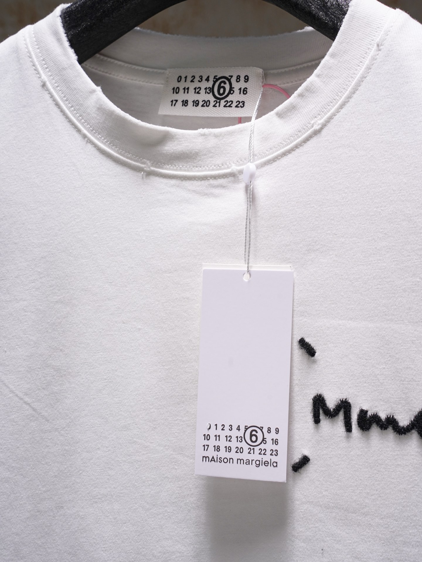 Maison Margiela MAISON MARGIELA马吉拉MM6 刺绣磨破短袖T恤