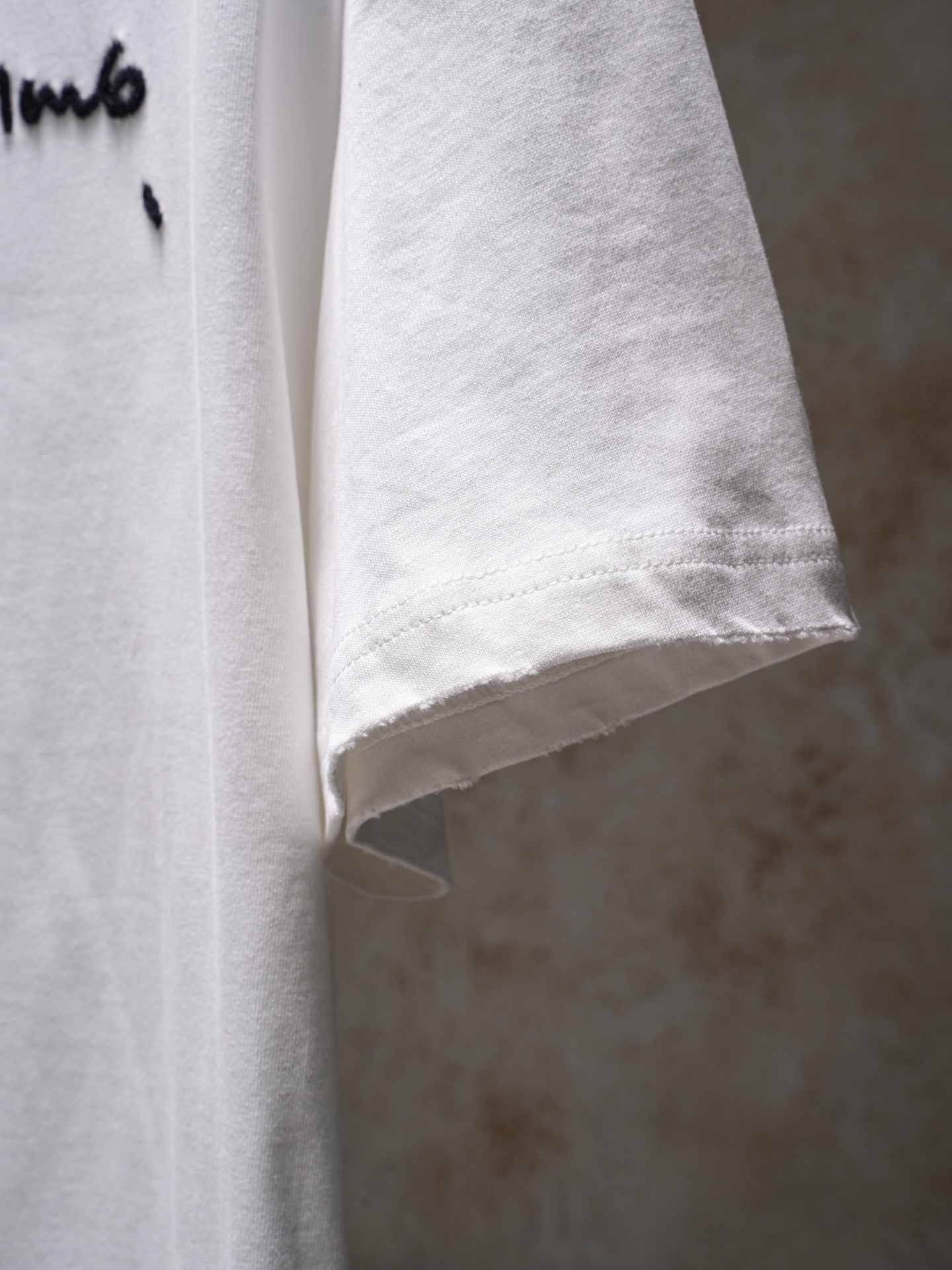 Maison Margiela MAISON MARGIELA马吉拉MM6 刺绣磨破短袖T恤