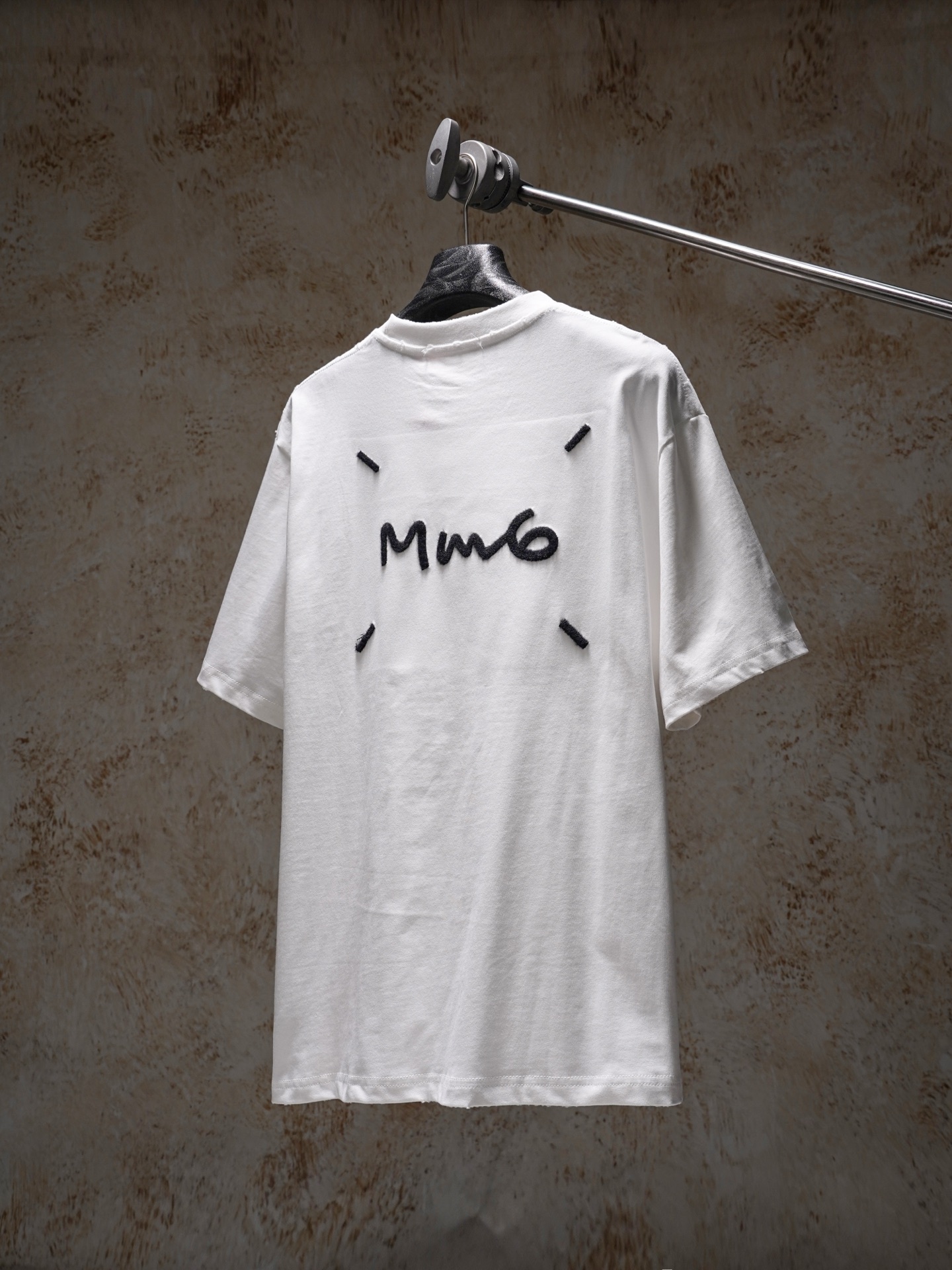 Maison Margiela MAISON MARGIELA马吉拉MM6 刺绣磨破短袖T恤