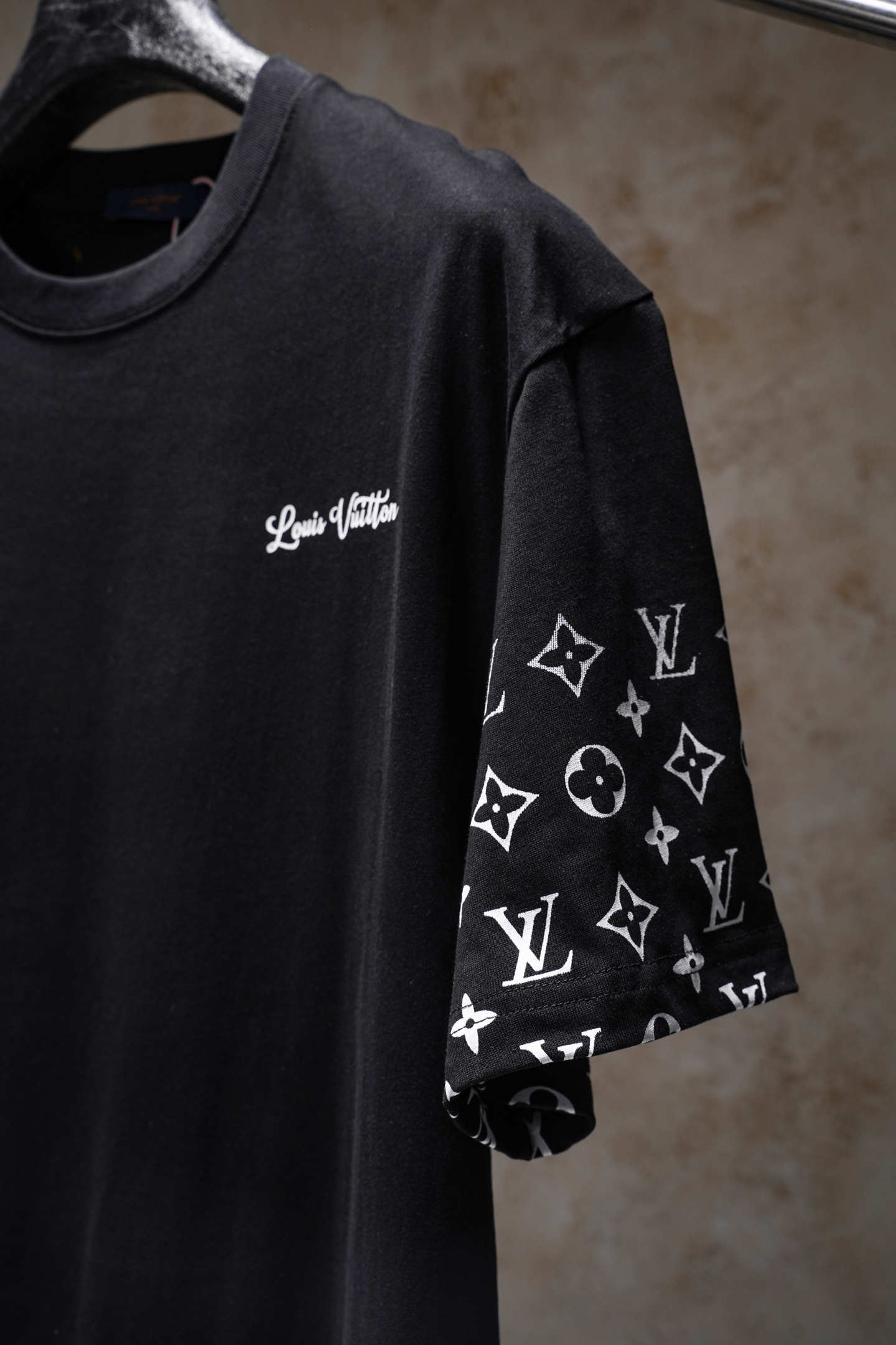 Louis Vuitton Louis Vuitton/路易威登袖子渐变印花T恤短袖