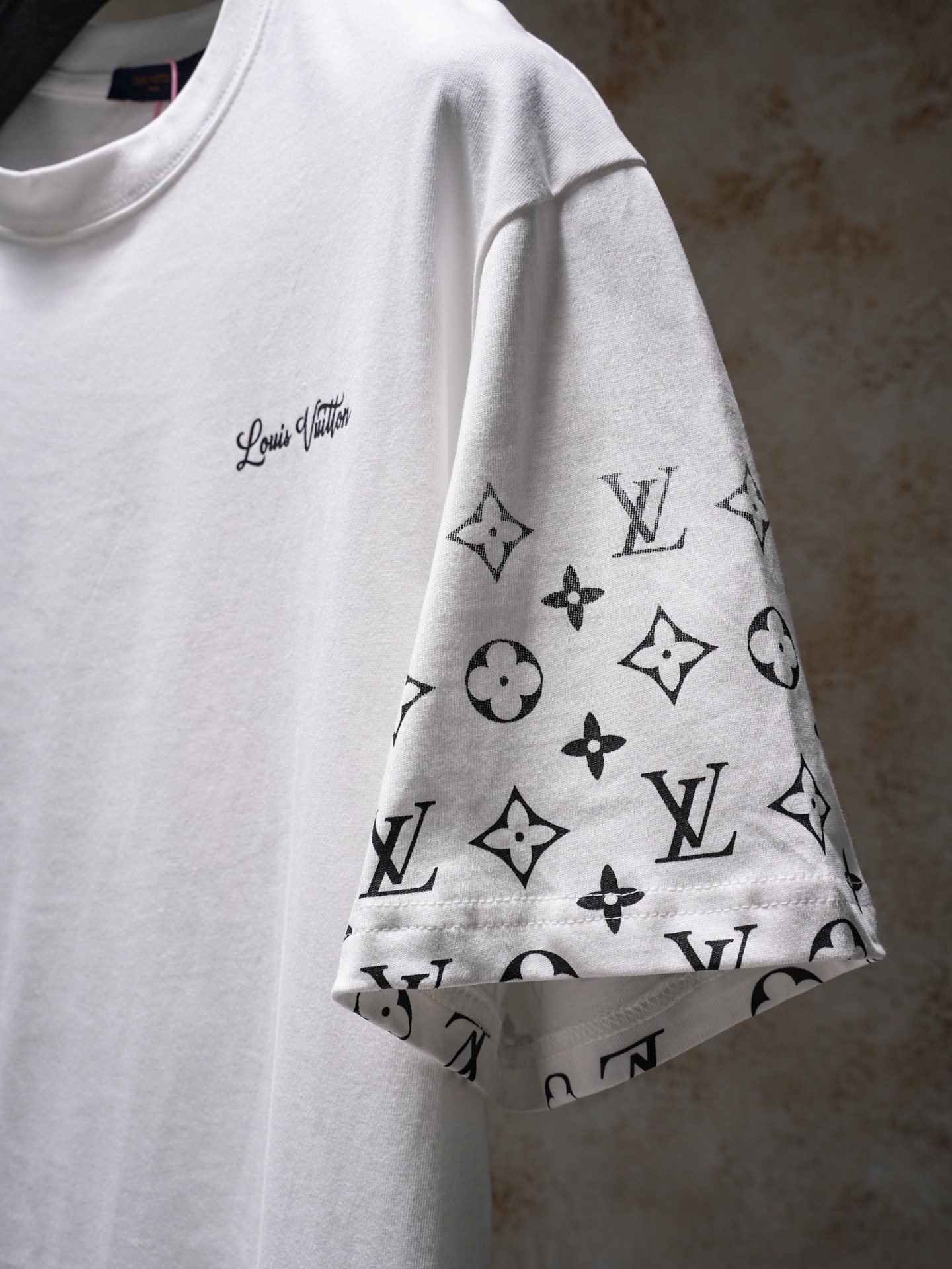 Louis Vuitton Louis Vuitton/路易威登袖子渐变印花T恤短袖