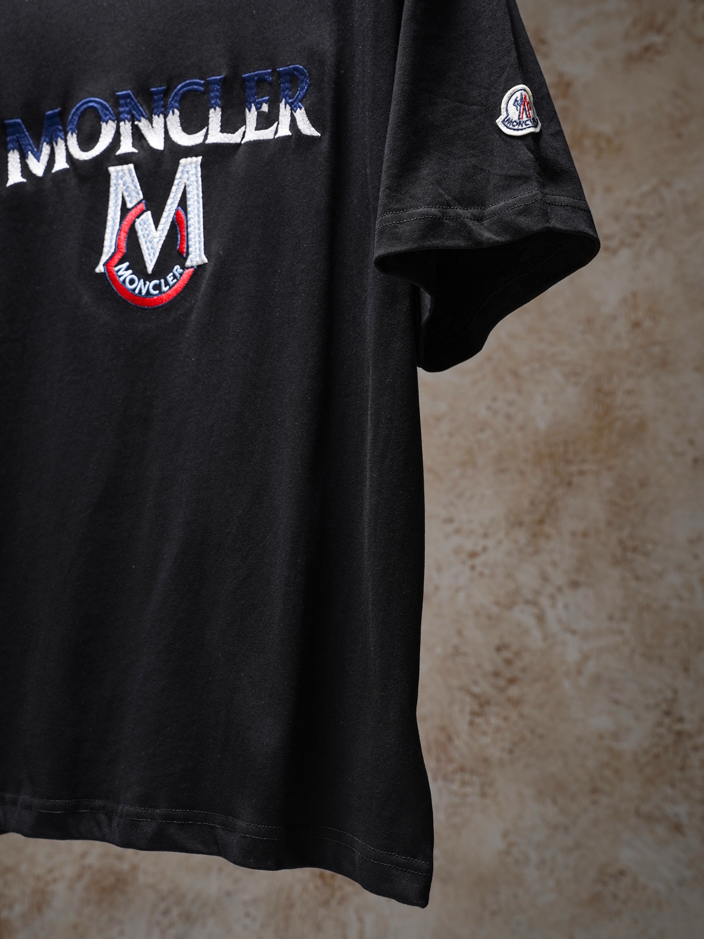 Moncler Moncler/蒙口胸前大logo刺绣短袖T恤