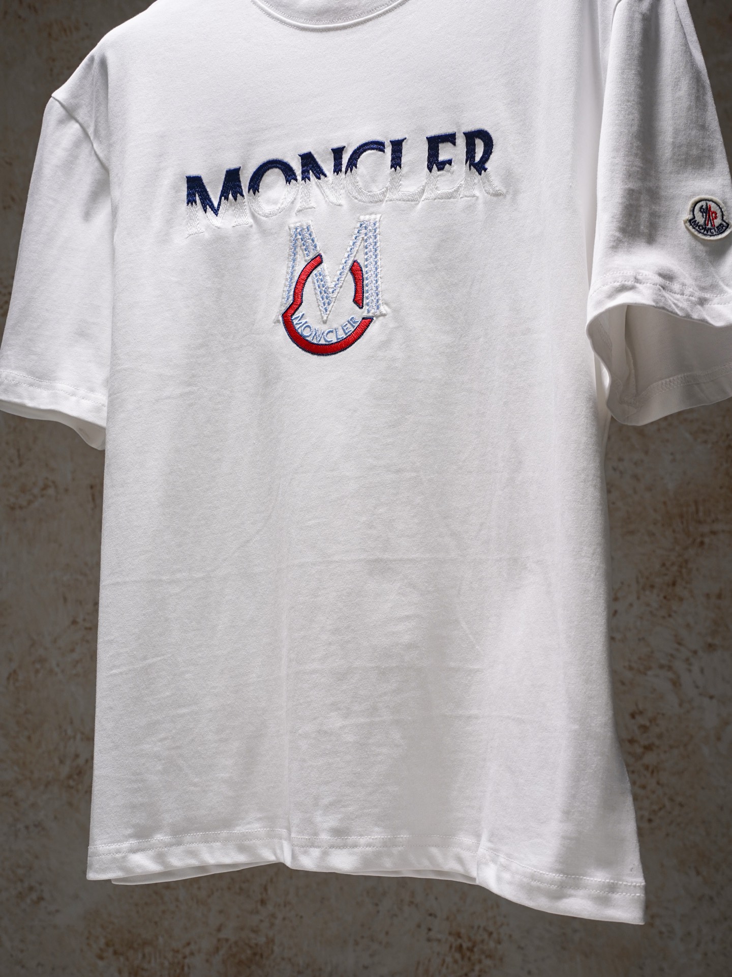 Moncler Moncler/蒙口胸前大logo刺绣短袖T恤