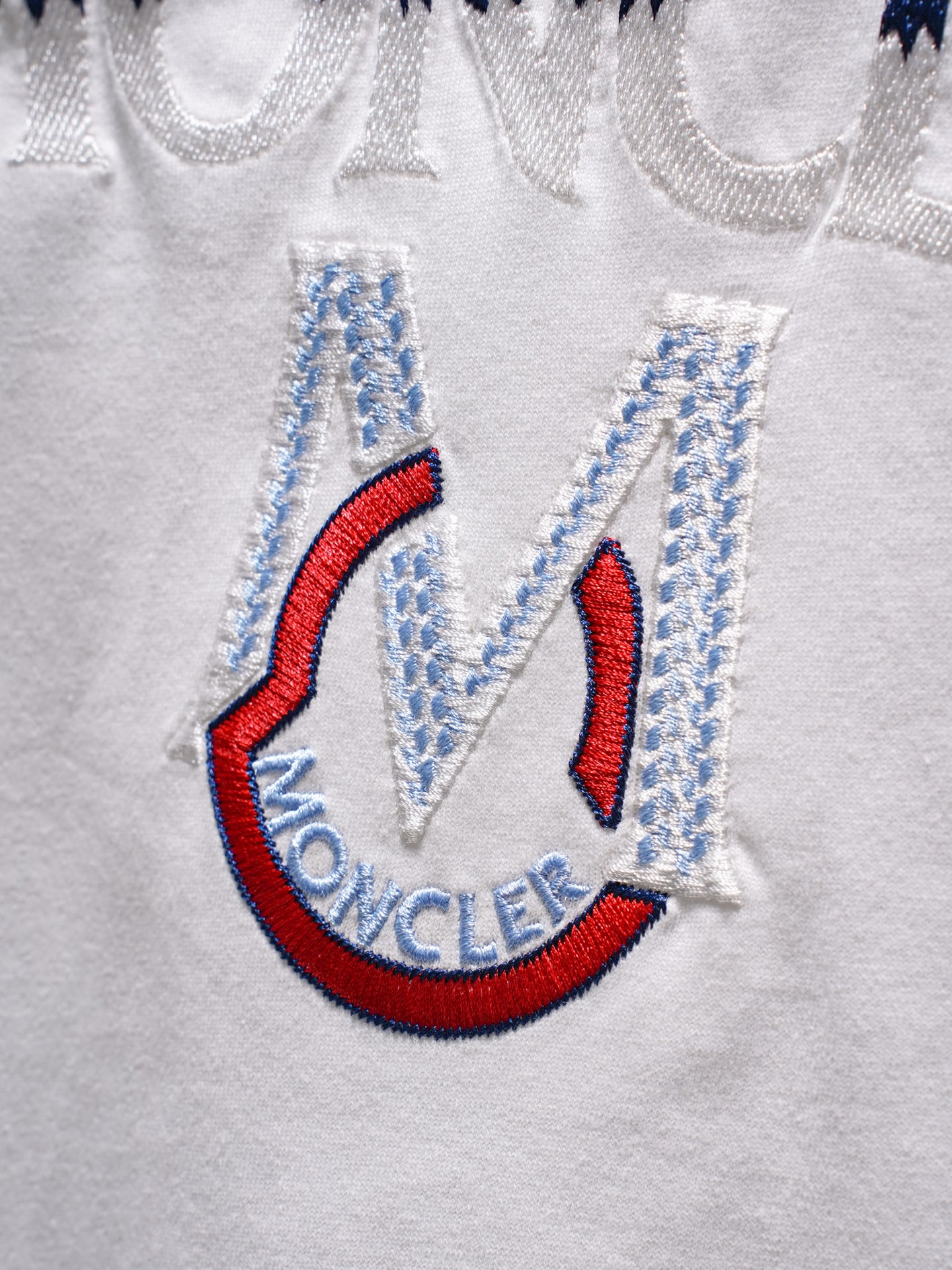 Moncler Moncler/蒙口胸前大logo刺绣短袖T恤