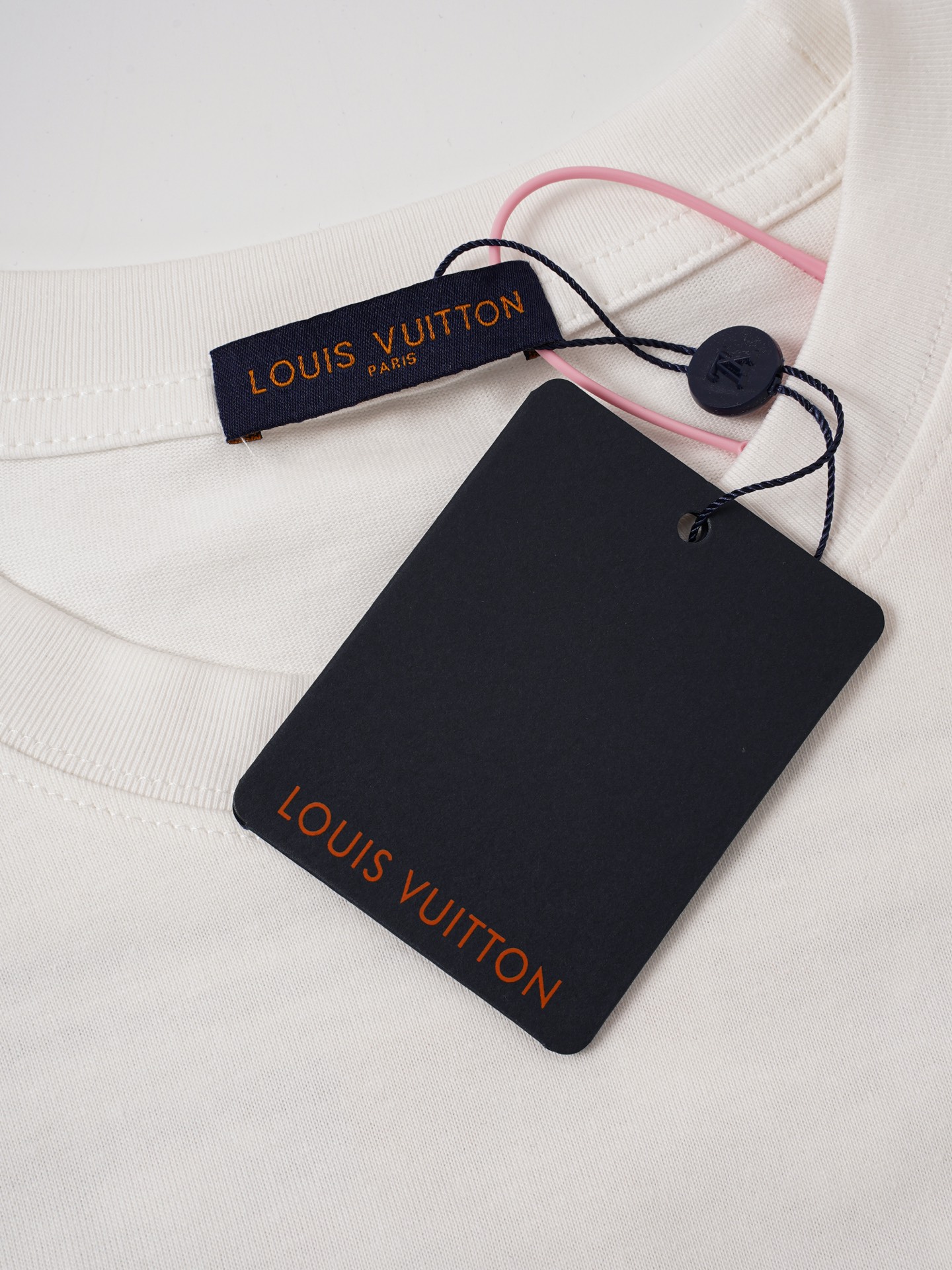 Louis Vuitton 1V 26SS早春新款 1854蛇盘印花短袖T恤