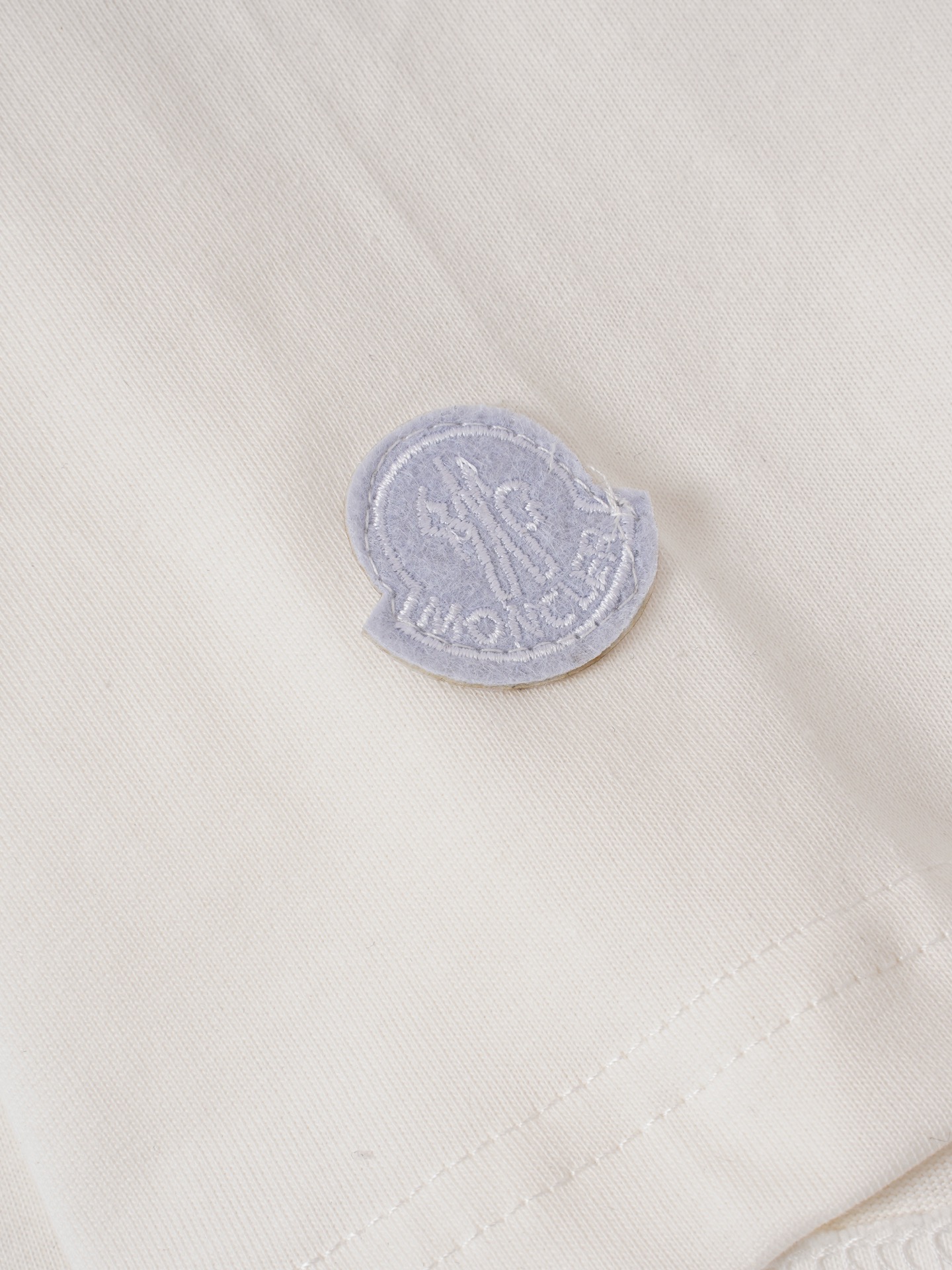 Moncler Moncler/蒙口logo发泡短袖T恤