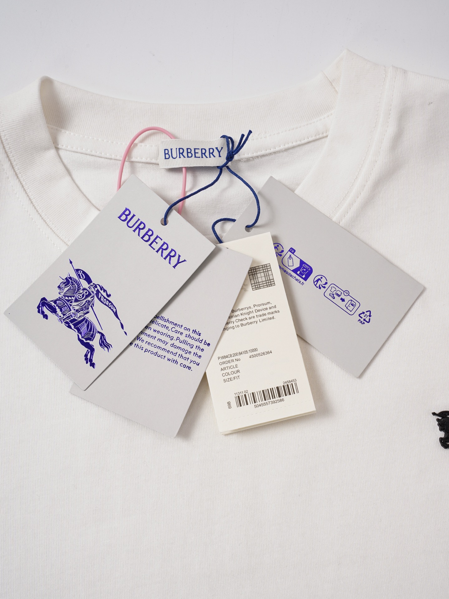 Burberry Burberry巴宝莉 胸前logo短袖T恤