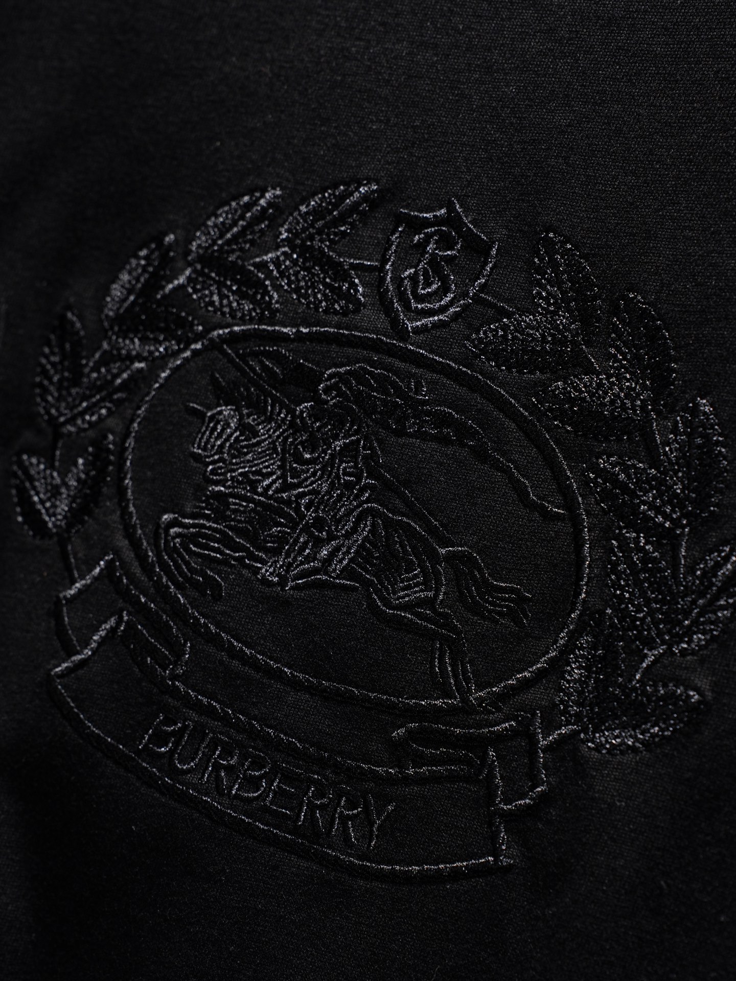 Burberry Bbr巴宝莉2026春夏新款 圆领长袖