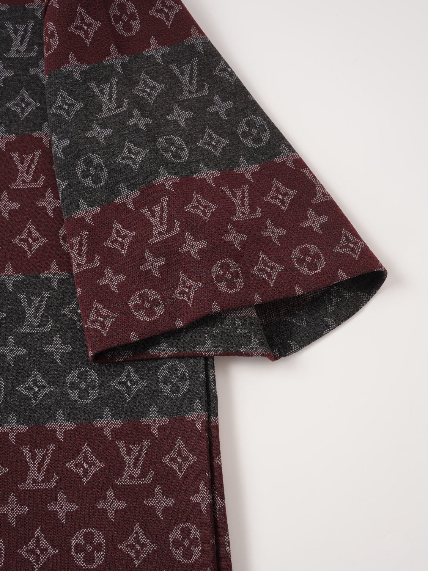 Louis Vuitton 1v26ss新品 春夏新款 提花针织短袖