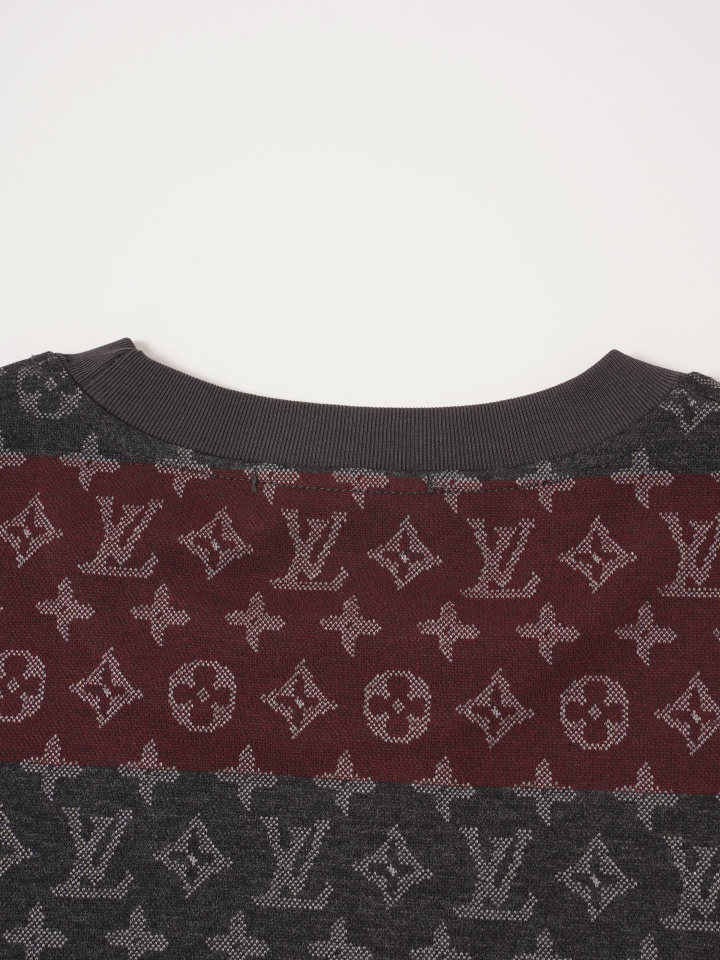 Louis Vuitton 1v26ss新品 春夏新款 提花针织短袖