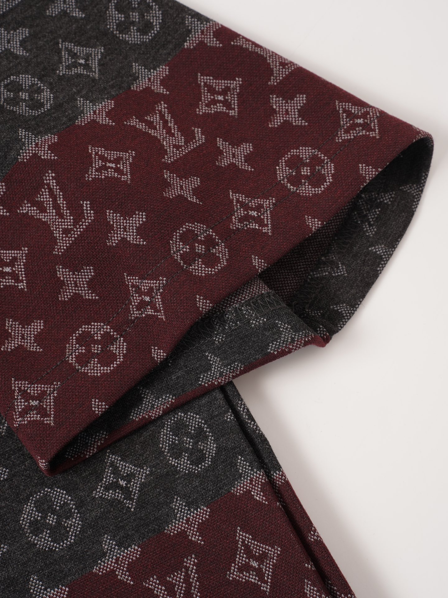 Louis Vuitton 1v26ss新品 春夏新款 提花针织短袖