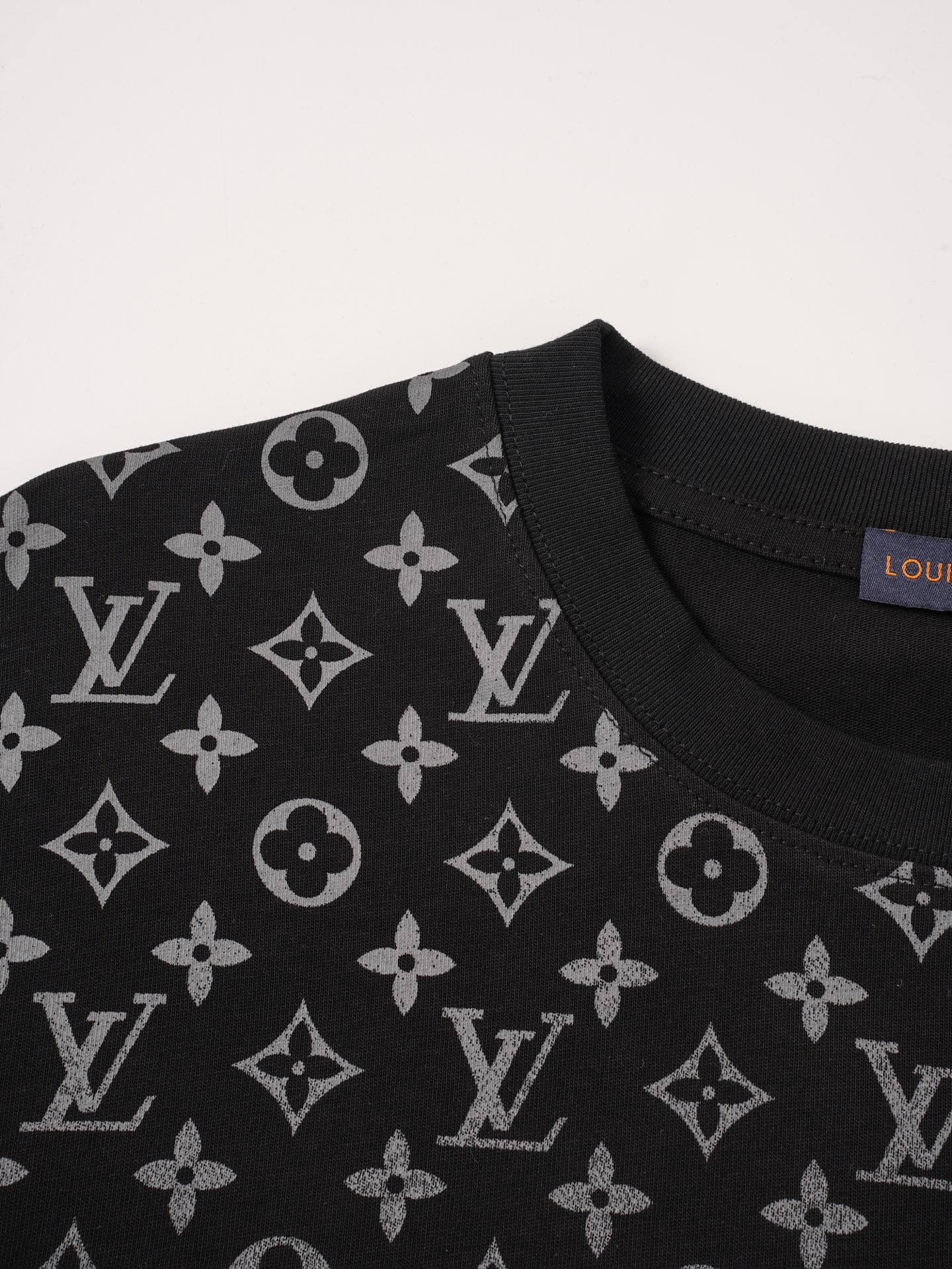 Louis Vuitton 1v路易威登 2025ss印花标识短袖T恤