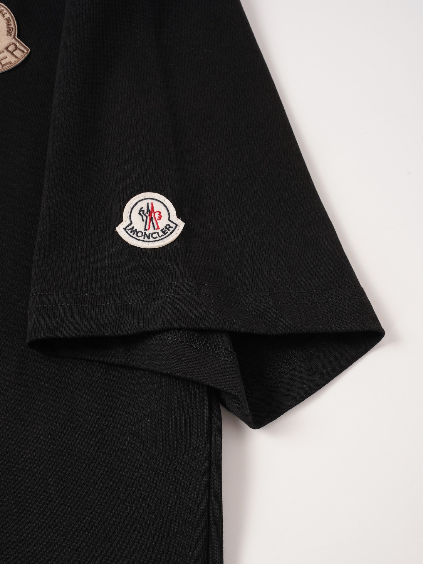 Moncler MONCREL蒙口2026春夏短袖圆领T恤