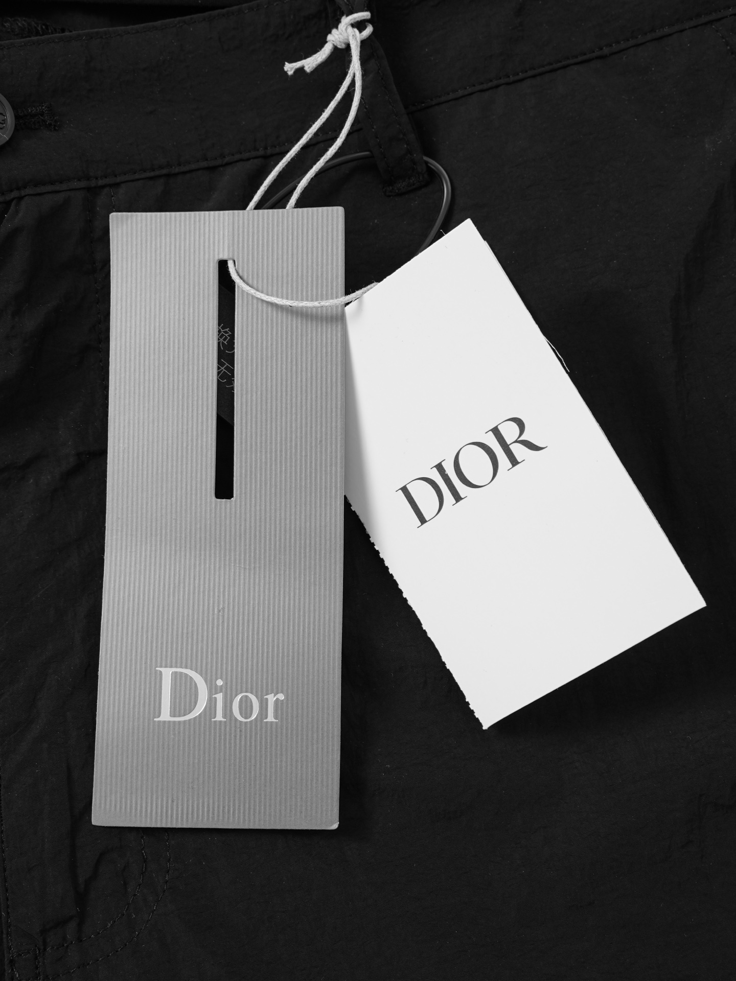 Dior DIOR迪奥26SS字母刺绣徽标纽扣工装短裤