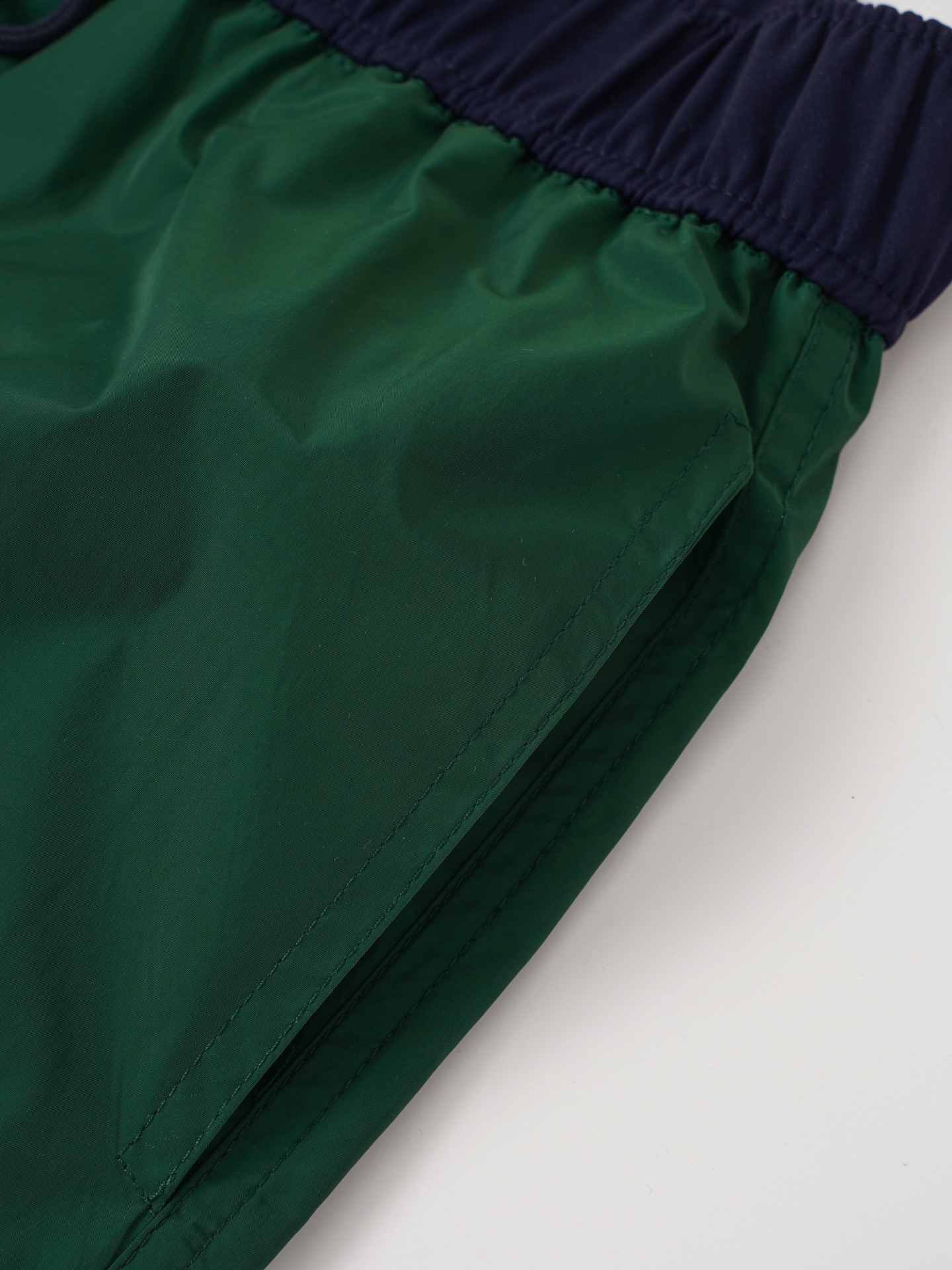 Moncler Moncler 蒙口 logo抽绳系带沙滩短裤