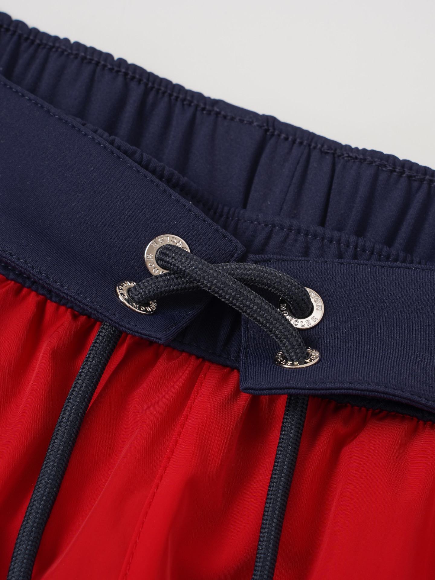 Moncler Moncler 蒙口 logo抽绳系带沙滩短裤