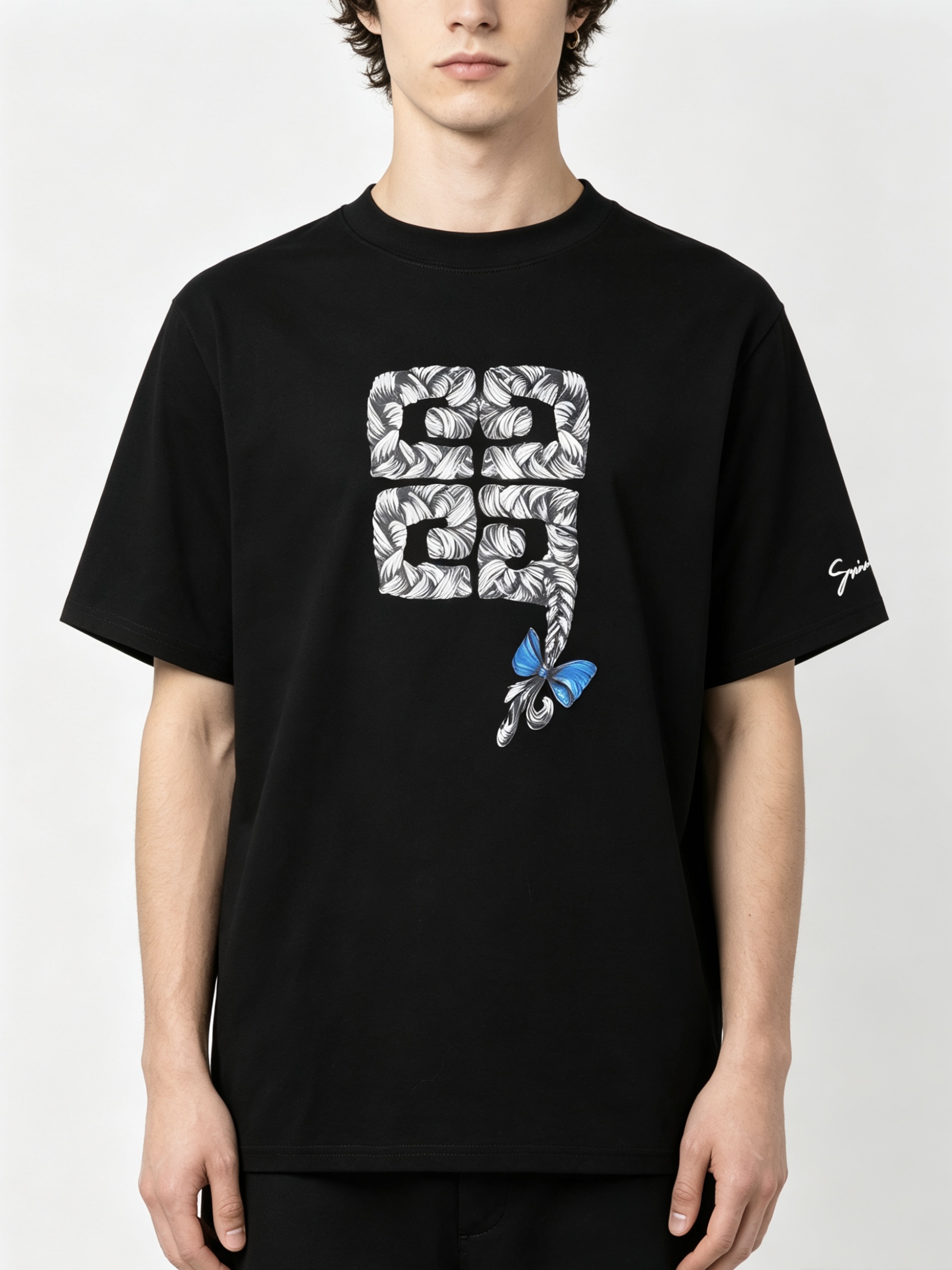 [Efecto en la parte superior del cuerpo] Camiseta de manga corta con estampado trenzado de Givenchy Givenchy …