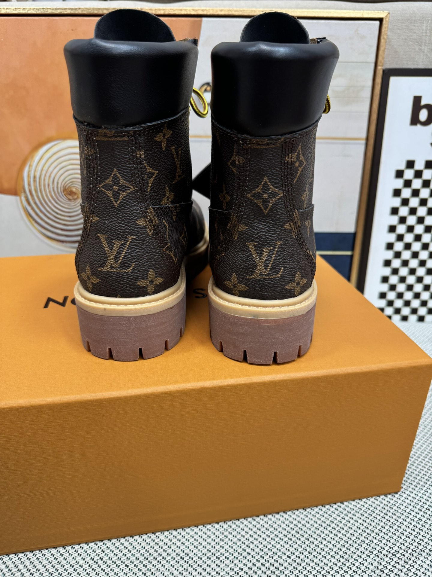 Louis Vuitton 专柜款经典鞋履 9