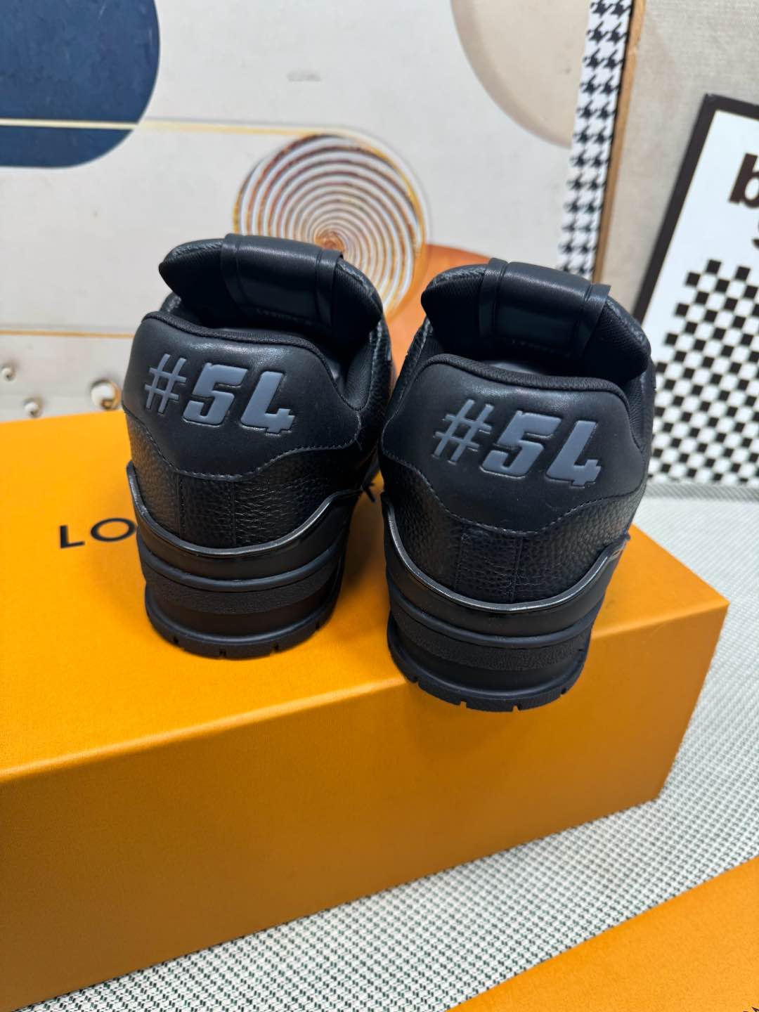 Louis Vuitton-Trainer - PK 8