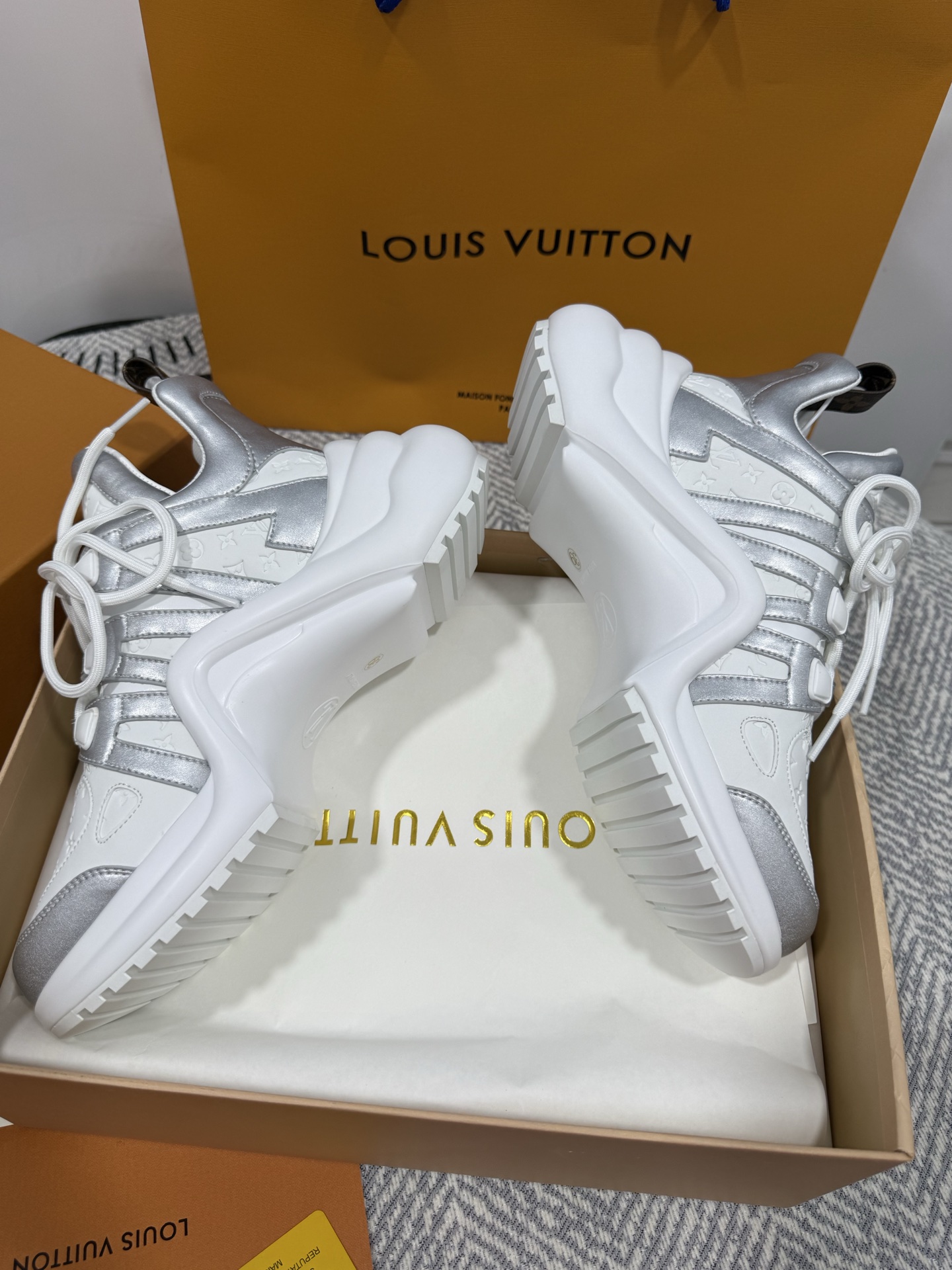 Louis Vuitton Women Shoes