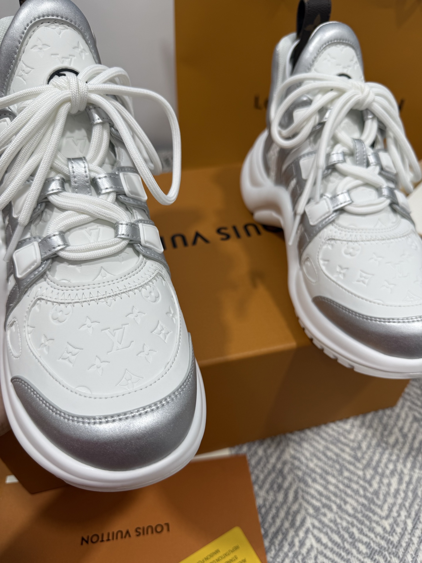 Louis Vuitton Women Shoes