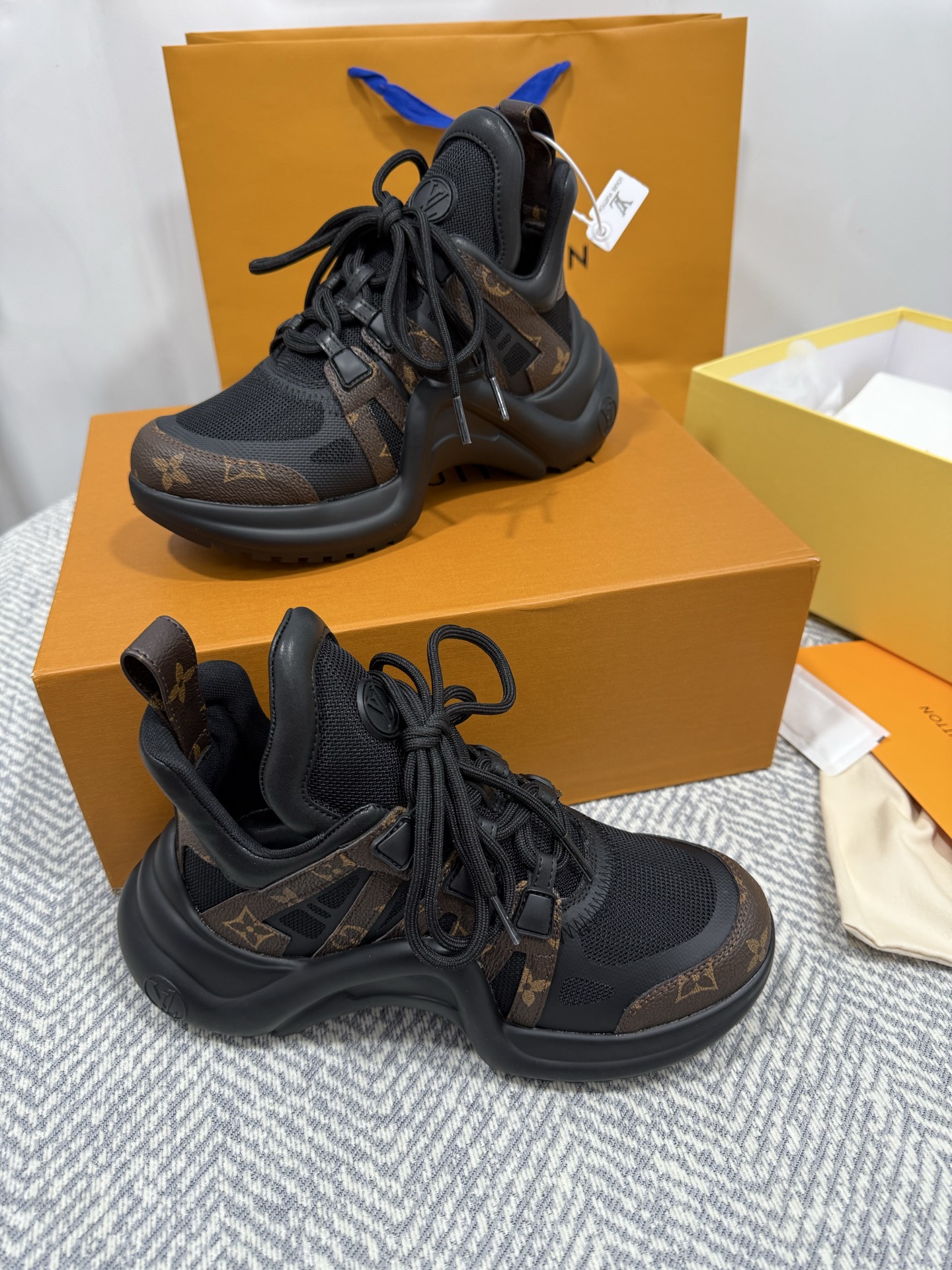 Louis Vuitton Women Shoes