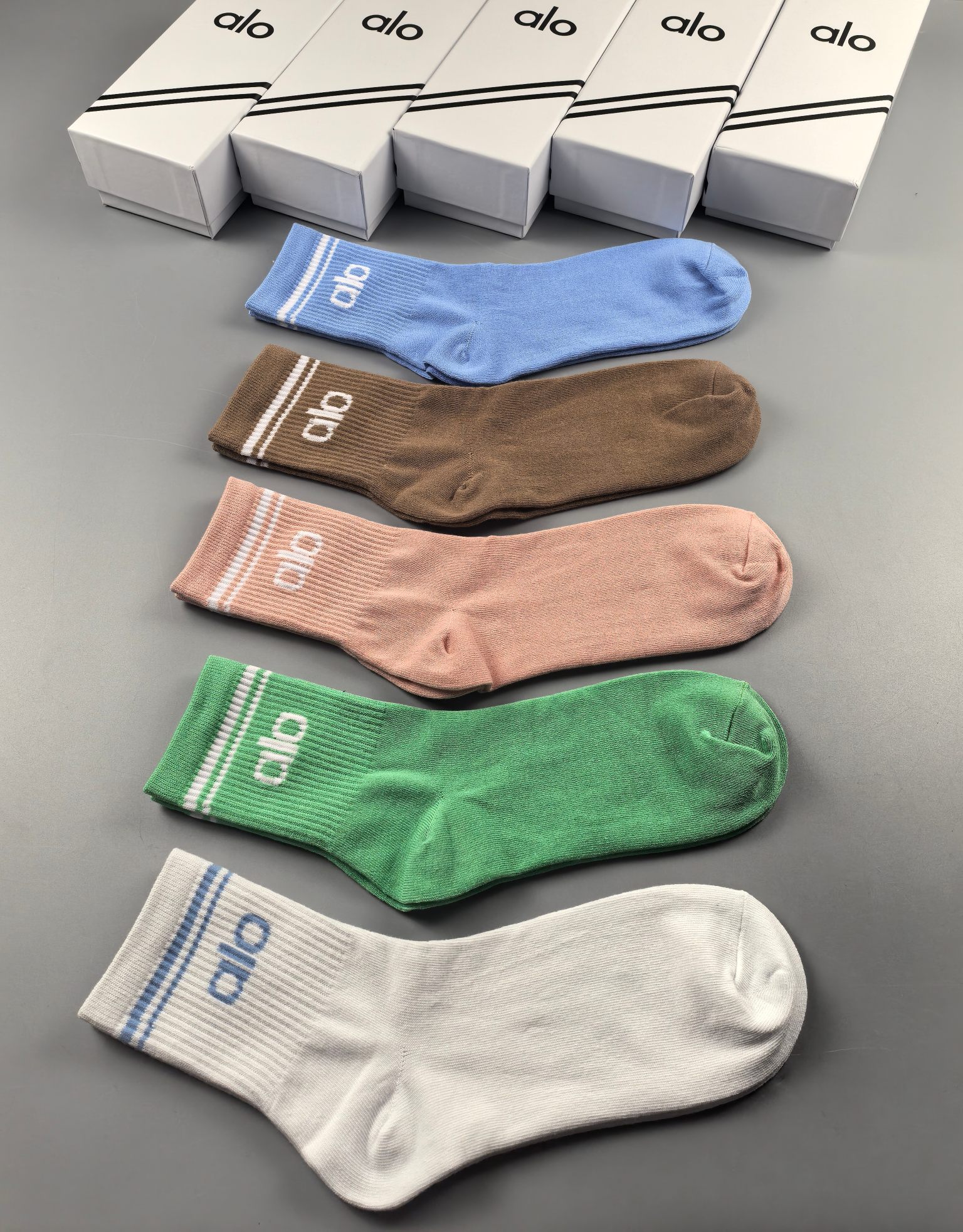 Alo Yoga Socks, Cotton, Anti-odor, Athletic, Casual, Available in Multiple Colors 3 a1741532161813 5774