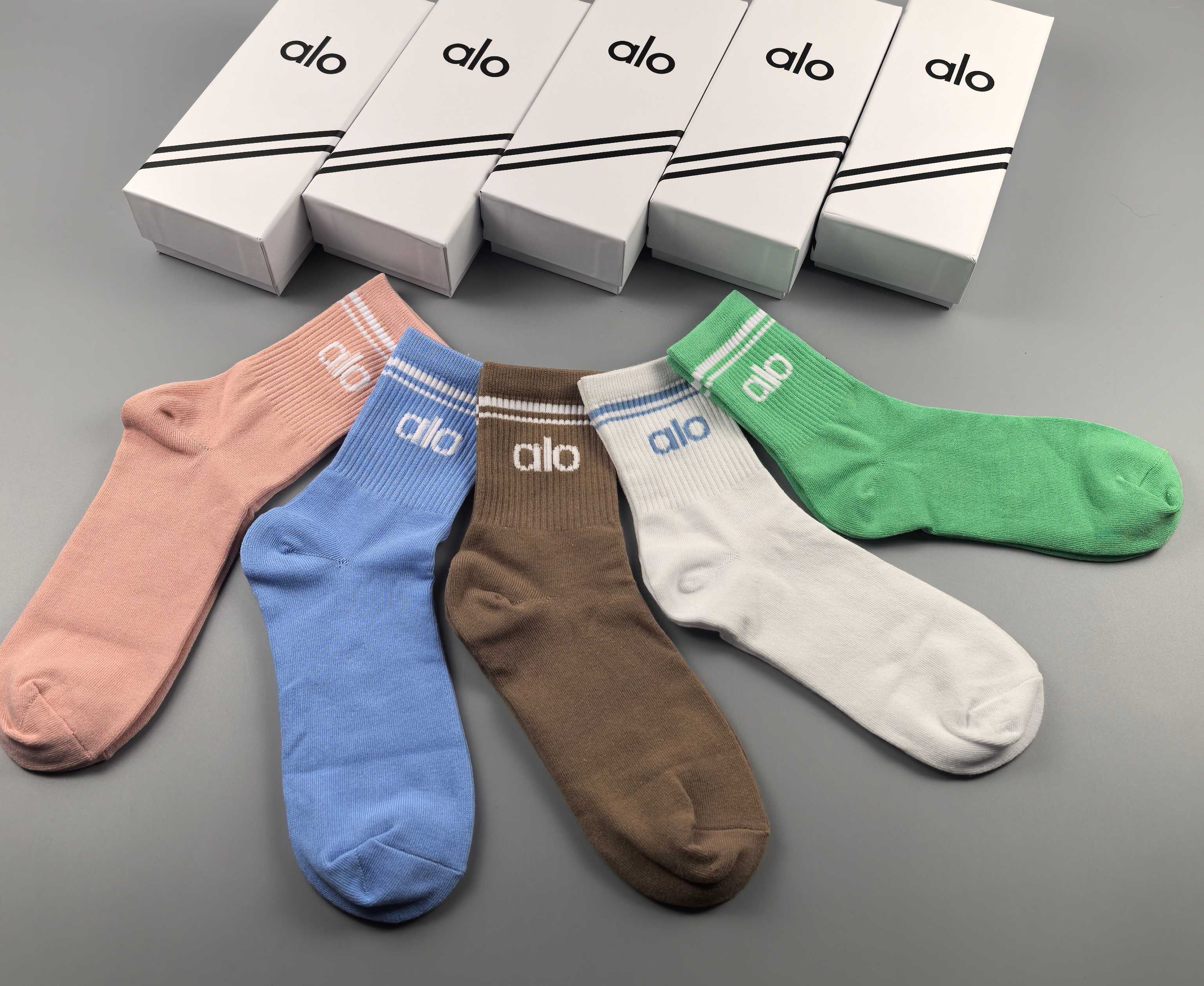 Alo Yoga Socks, Cotton, Anti-odor, Athletic, Casual, Available in Multiple Colors 10 a1741532164743 8276