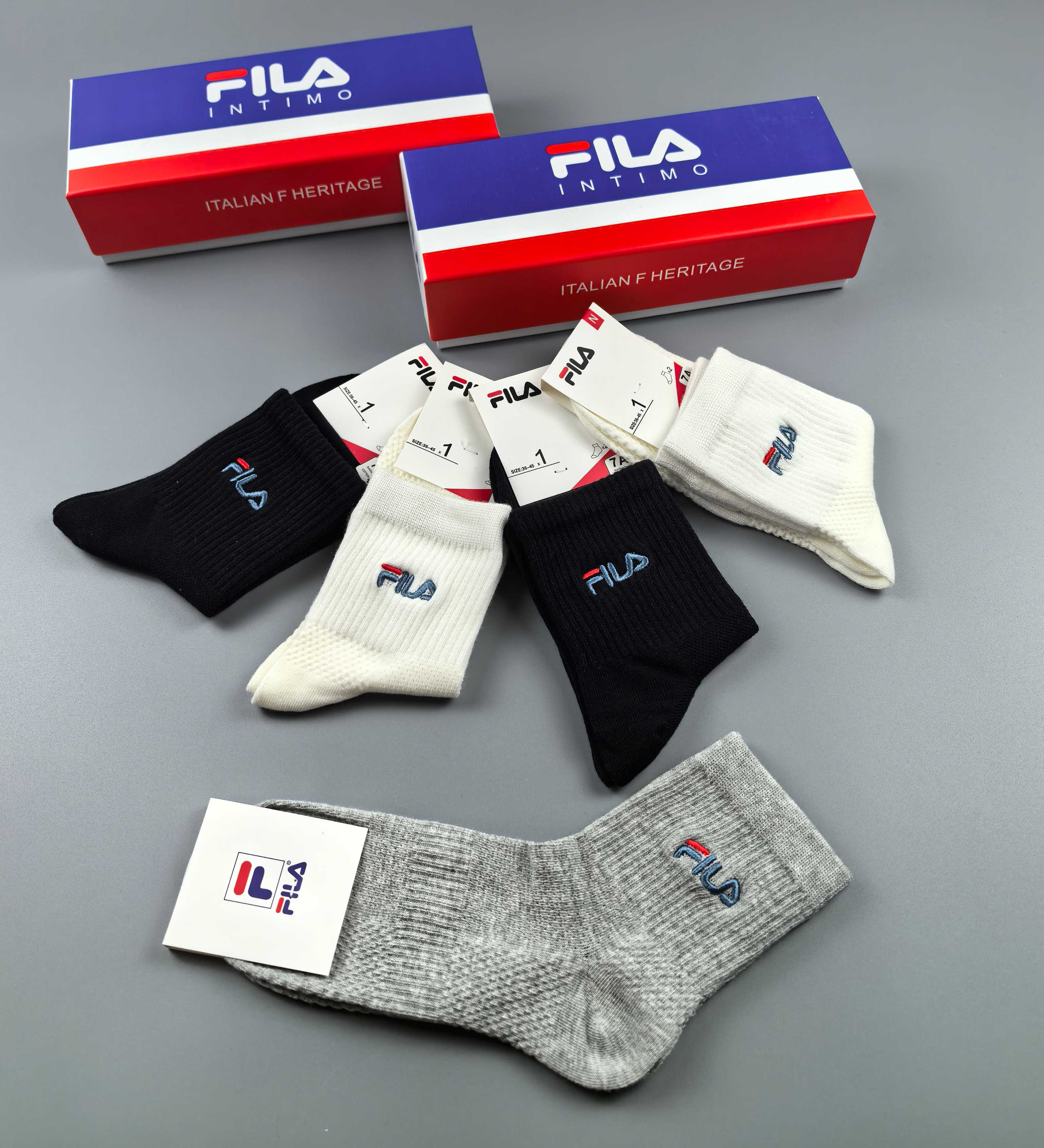 💛配专柜包装
FILA（斐乐）官网同款刺绣新款中长款堆堆袜袜子！一盒五双，专柜同步筒袜袜子，💛大牌出街，