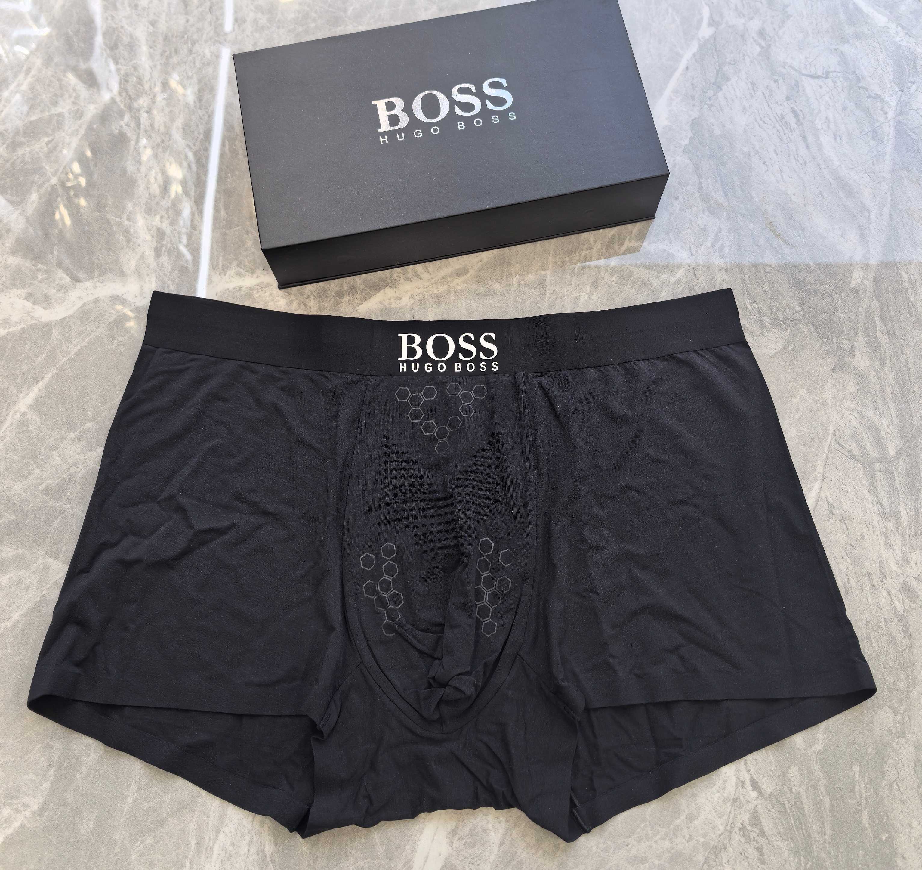  新品！BOSS原单品质，时尚潮男新品 锦纶冰丝无缝切割工艺 科学配 80支蓝鲸莫代尔，丝滑 透气 舒适