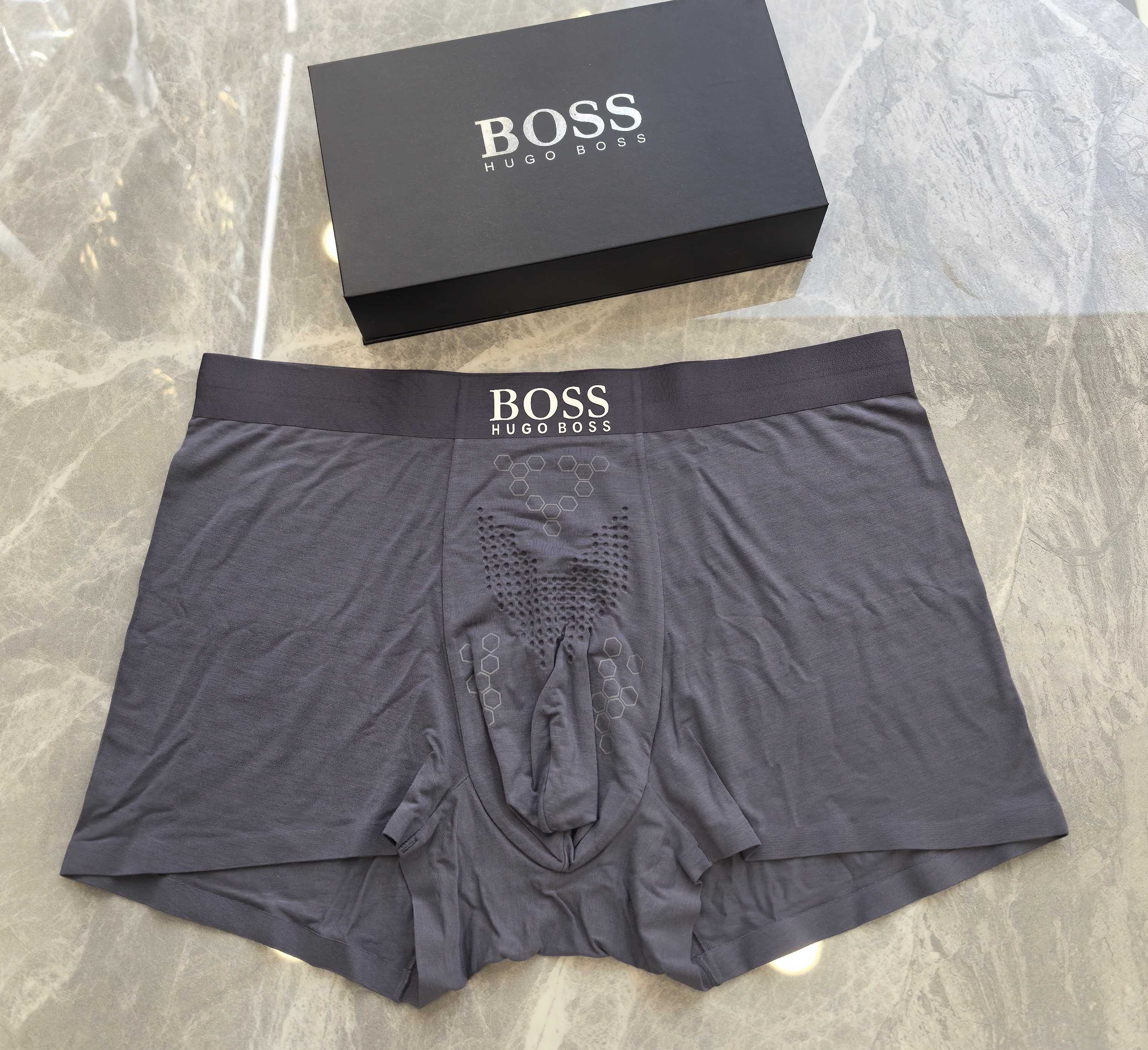  新品！BOSS原单品质，时尚潮男新品 锦纶冰丝无缝切割工艺 科学配 80支蓝鲸莫代尔，丝滑 透气 舒适