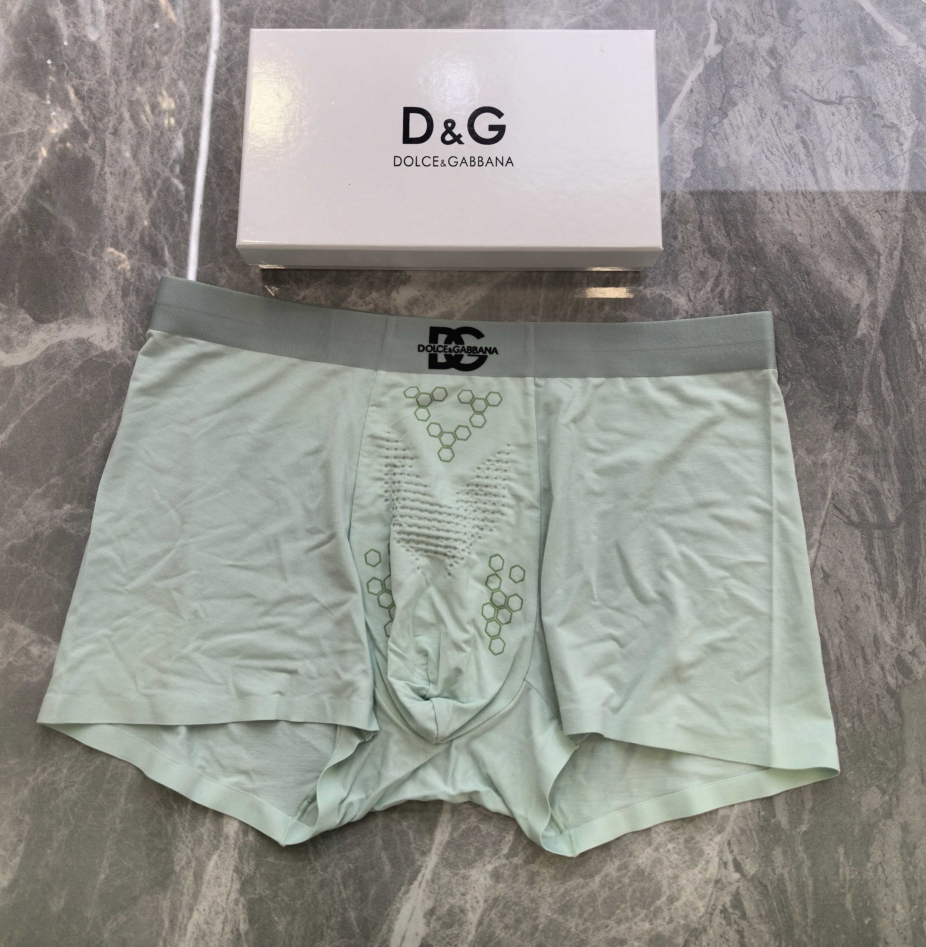  新品！DNG 原单品质，时尚潮男新品 锦纶冰丝无缝切割工艺 科学配 80支蓝鲸莫代尔，丝滑 透气 舒适