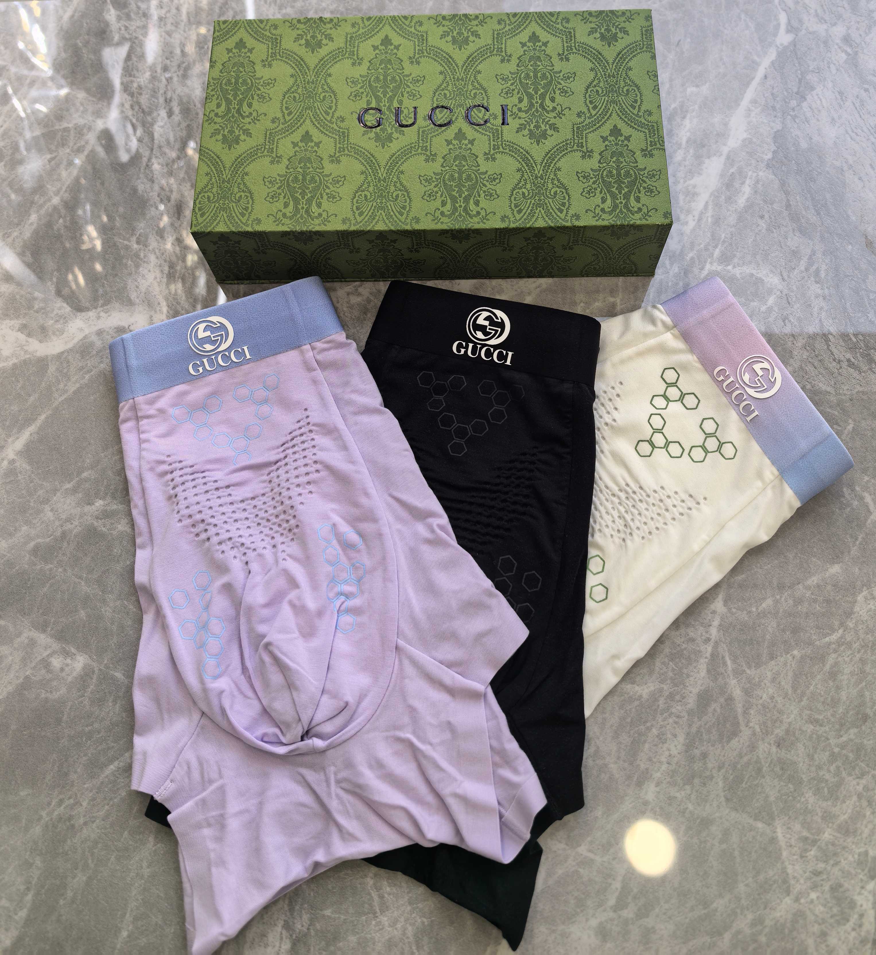  新品！GUCCI（古琦）原单品质，时尚潮男新品 锦纶冰丝无缝切割工艺 科学配 80支蓝鲸莫代尔，丝滑 
