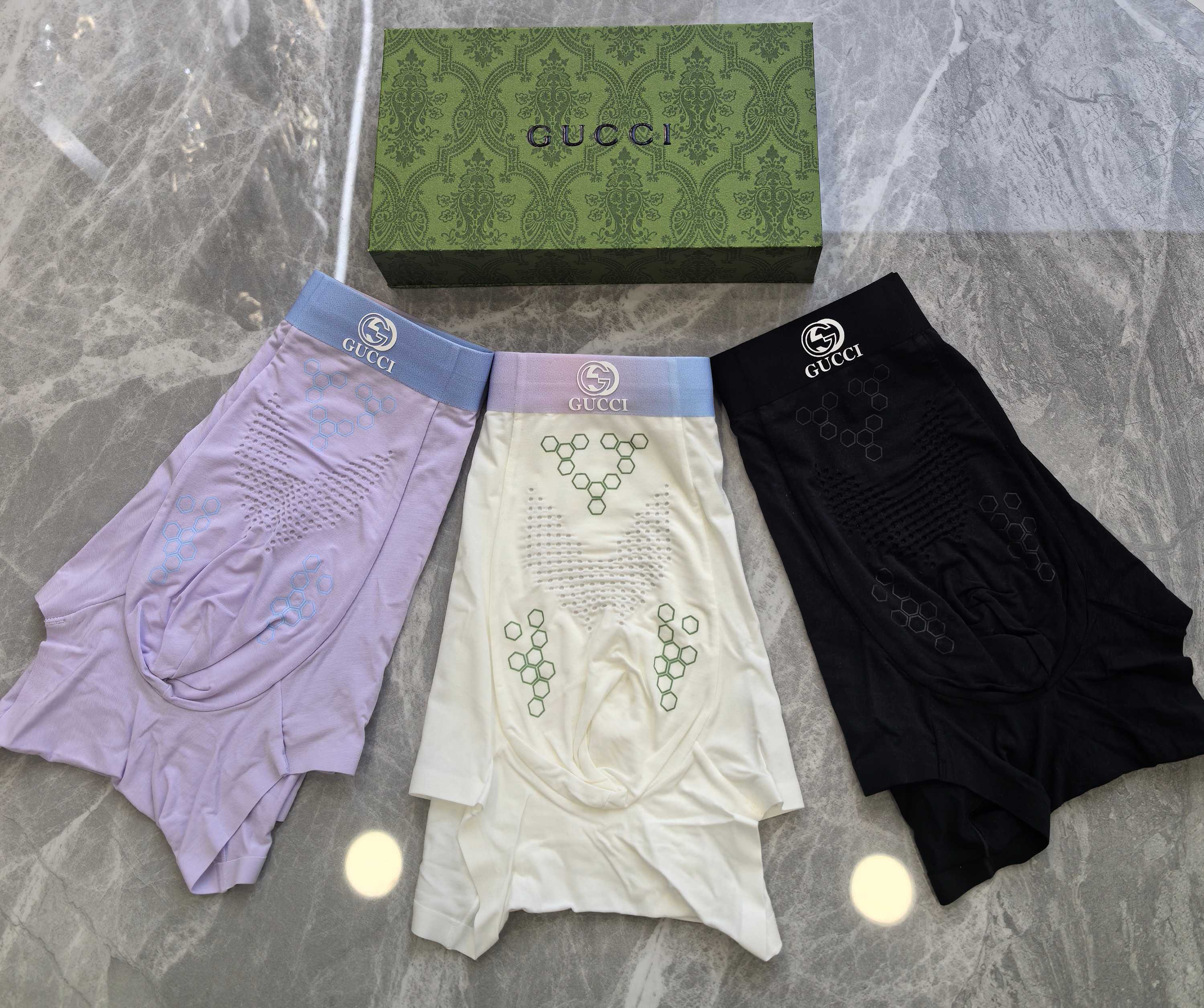  新品！GUCCI（古琦）原单品质，时尚潮男新品 锦纶冰丝无缝切割工艺 科学配 80支蓝鲸莫代尔，丝滑 