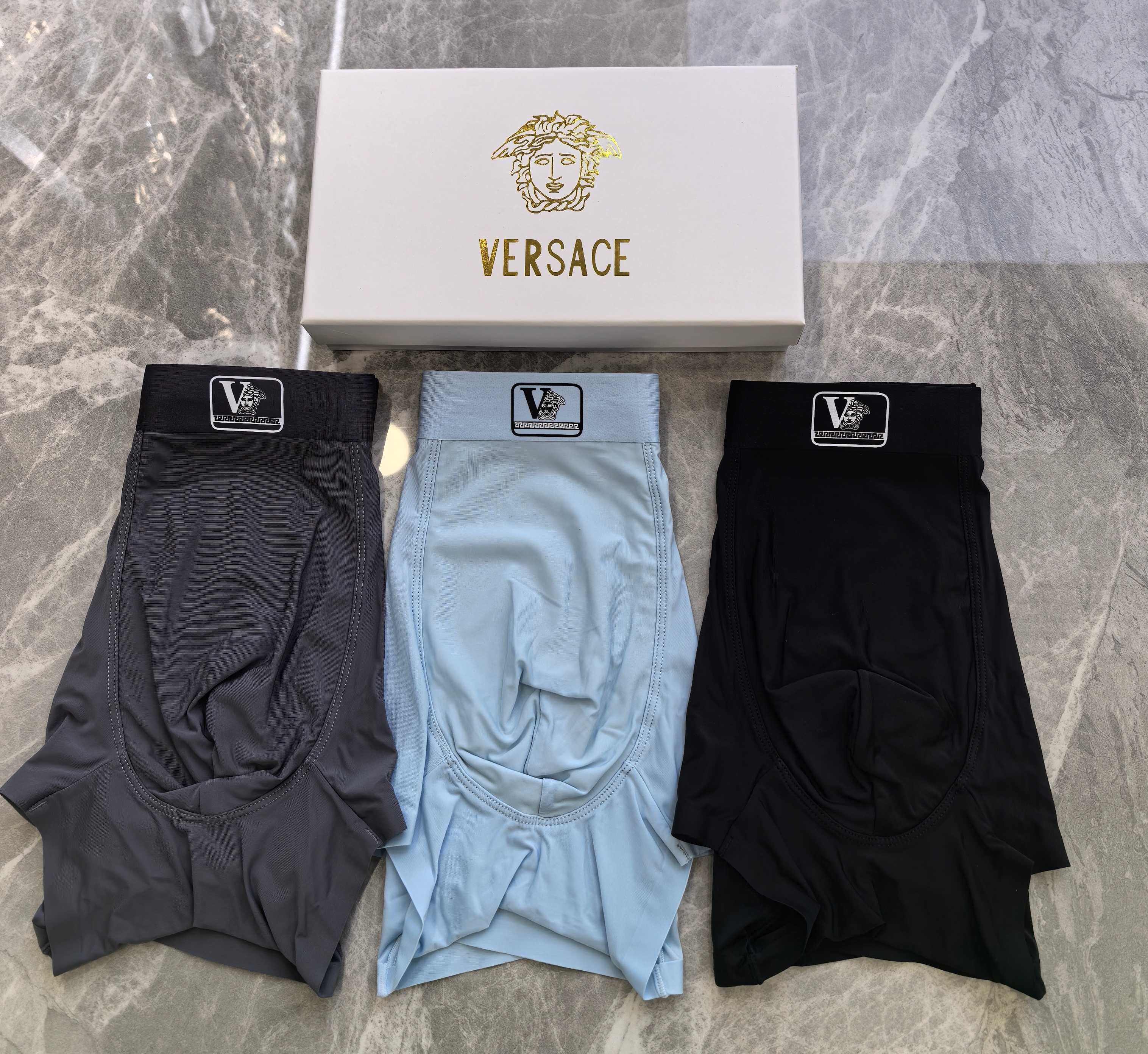  VERSACE（范思哲）原单品质！精品盒装男士内裤！外贸国外订单，高品质，锦纶冰丝无痕切割工艺 科学配