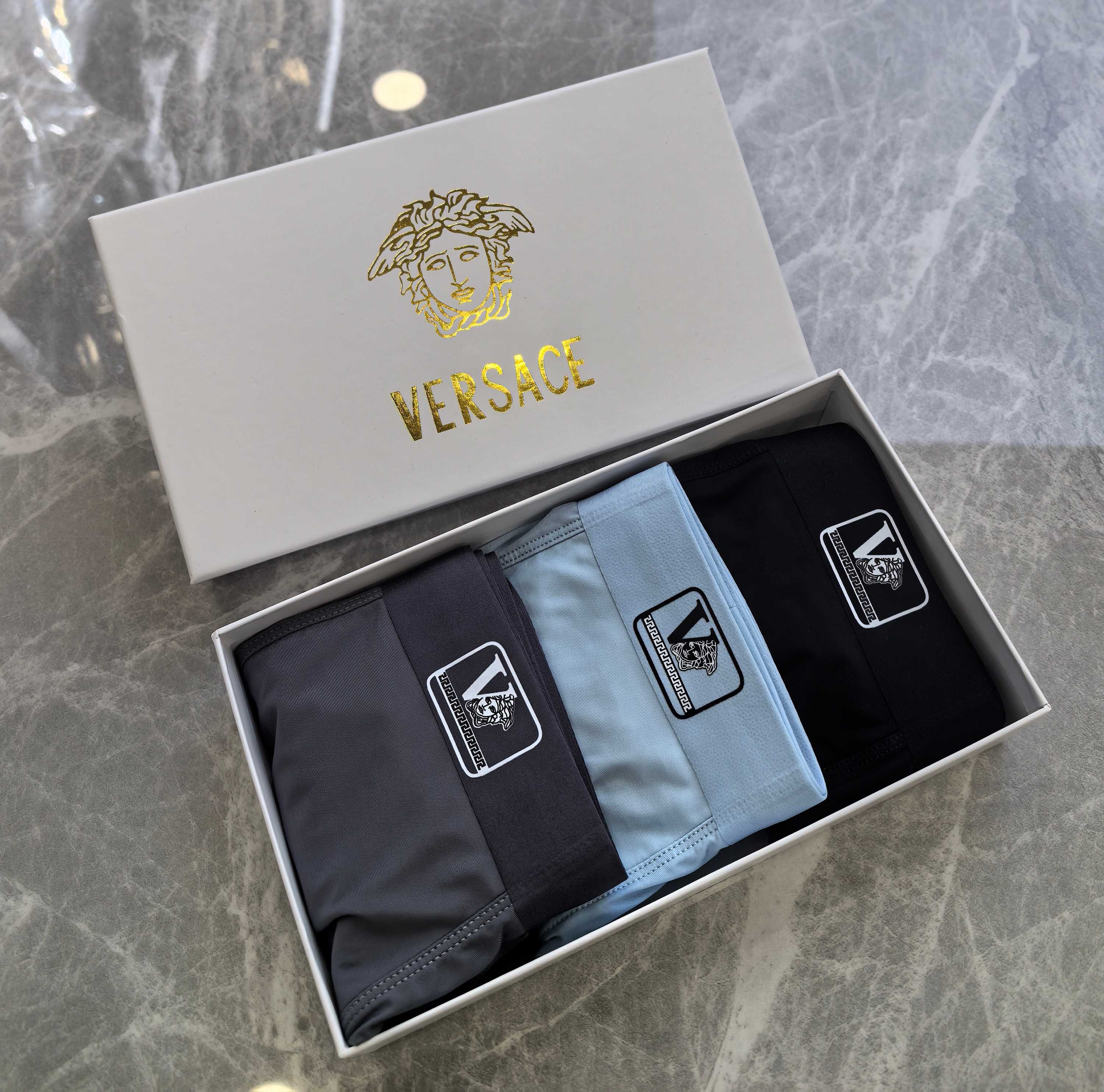  VERSACE（范思哲）原单品质！精品盒装男士内裤！外贸国外订单，高品质，锦纶冰丝无痕切割工艺 科学配
