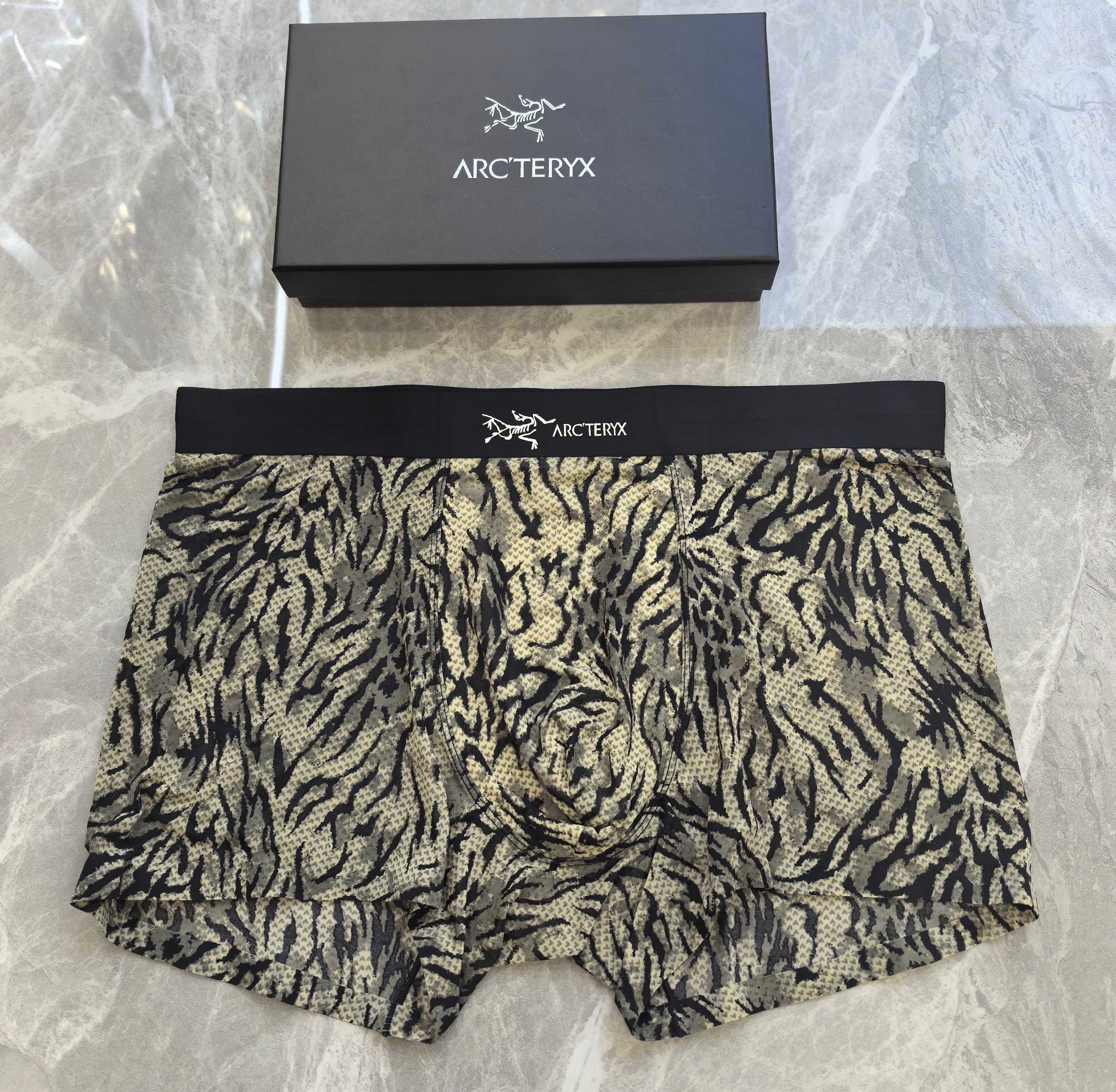  ARC'TERYX/始祖鸟 精品盒装男士内裤！外贸国外订单，高品质，锦纶冰丝无痕切割工艺 科学配 82